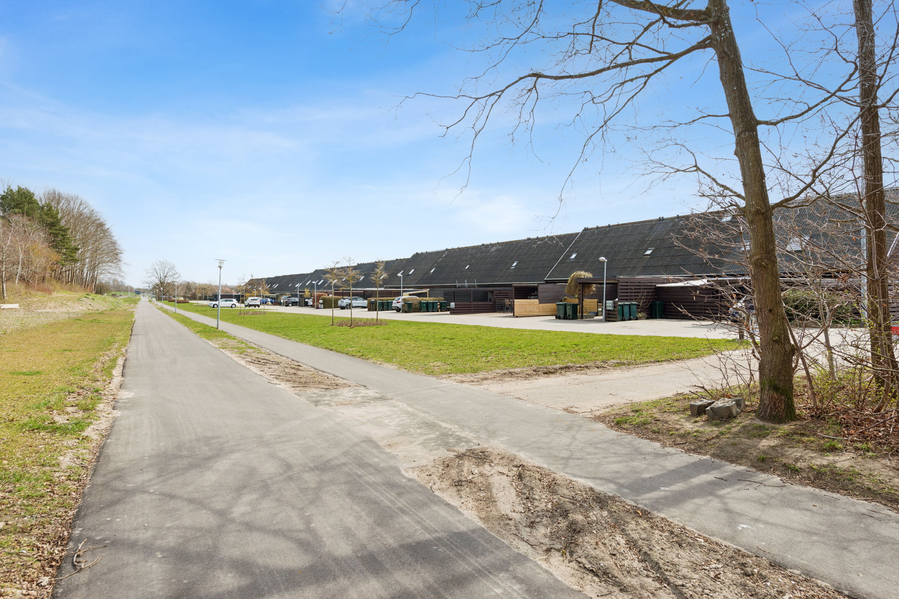 Fremhævet andet billede i fuldskærmstilstand. Billede af Dyringparken 216, 2660 Brøndby Strand