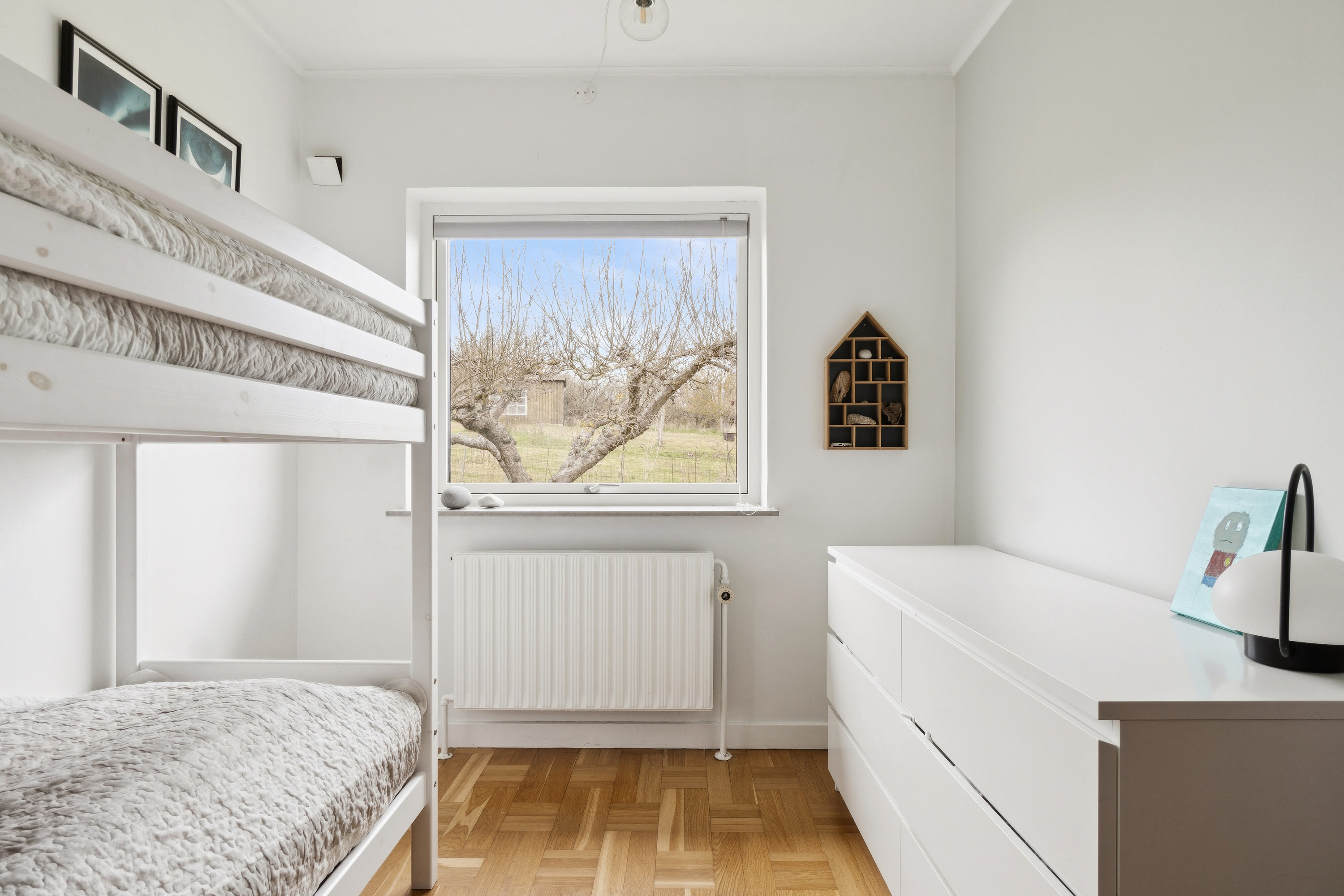 Fremhævet soveværelse billede i fuldskærmstilstand. Billede af Strandvejen 5, 3770 Allinge