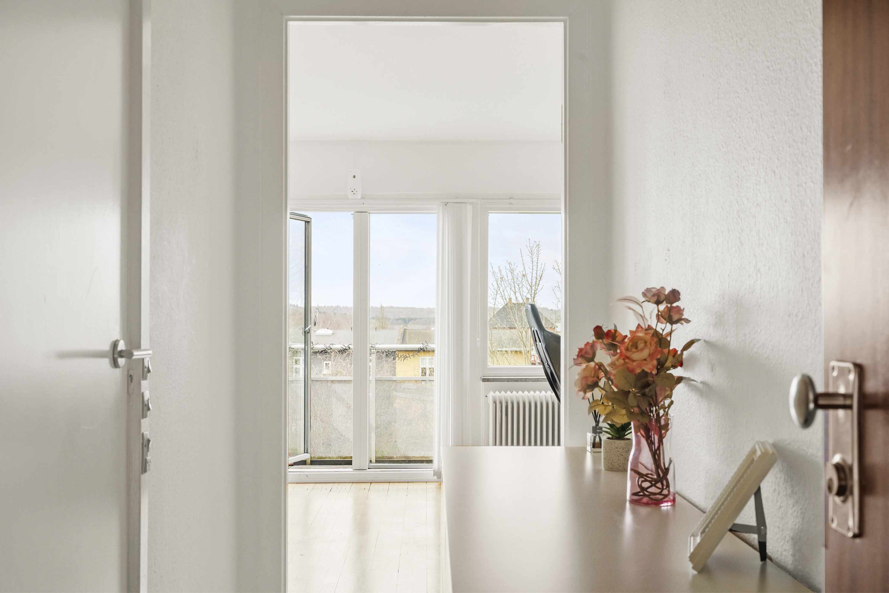 Fremhævet værelse billede i fuldskærmstilstand. Billede af Bybjergvej 7, 2. mf., 2970 Hørsholm