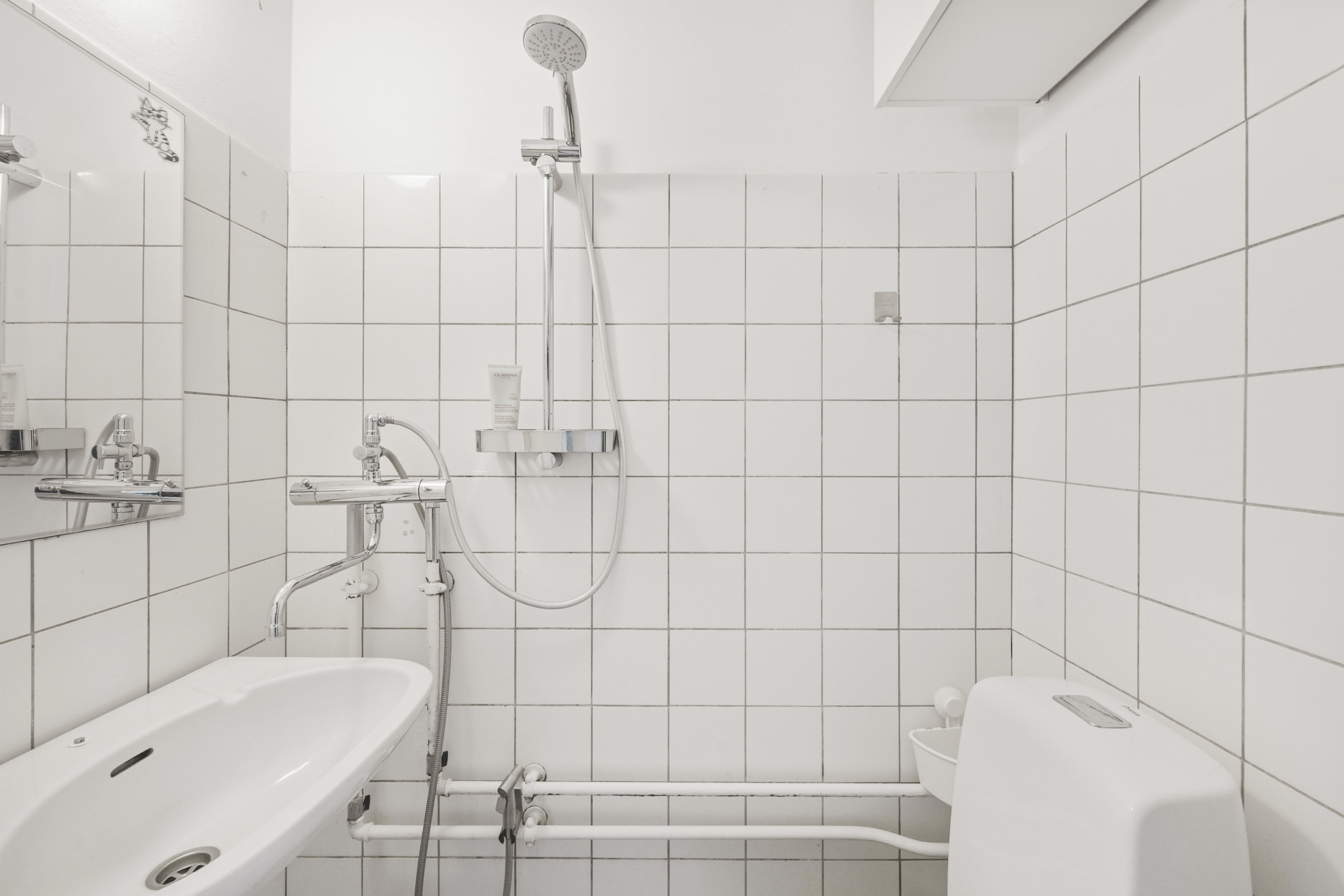 Fremhævet badeværelse billede i fuldskærmstilstand. Billede af Bybjergvej 7, 2. mf., 2970 Hørsholm