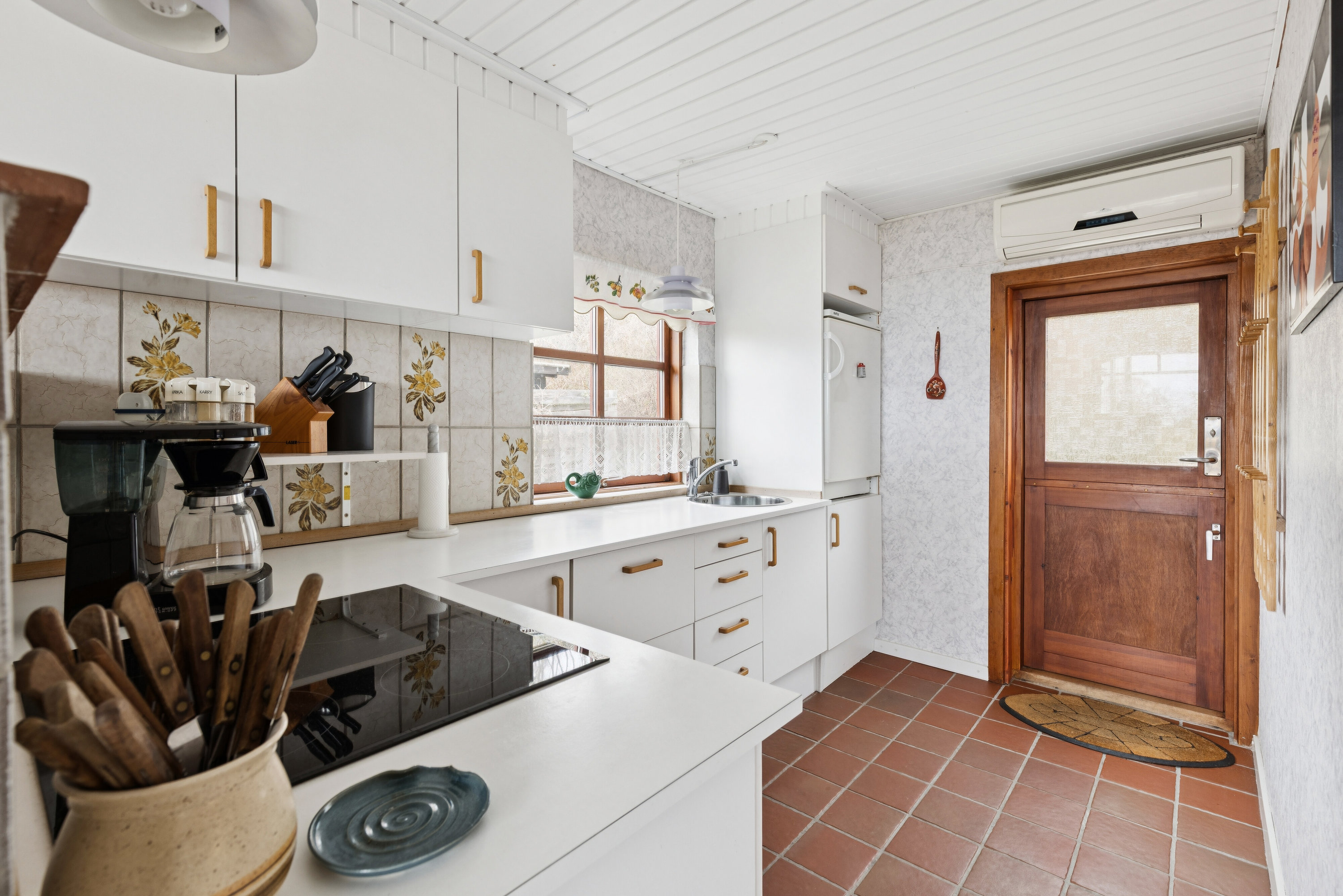 Fremhævet køkken billede i fuldskærmstilstand. Billede af Fuglevænget 18, Bisserup, 4243 Rude