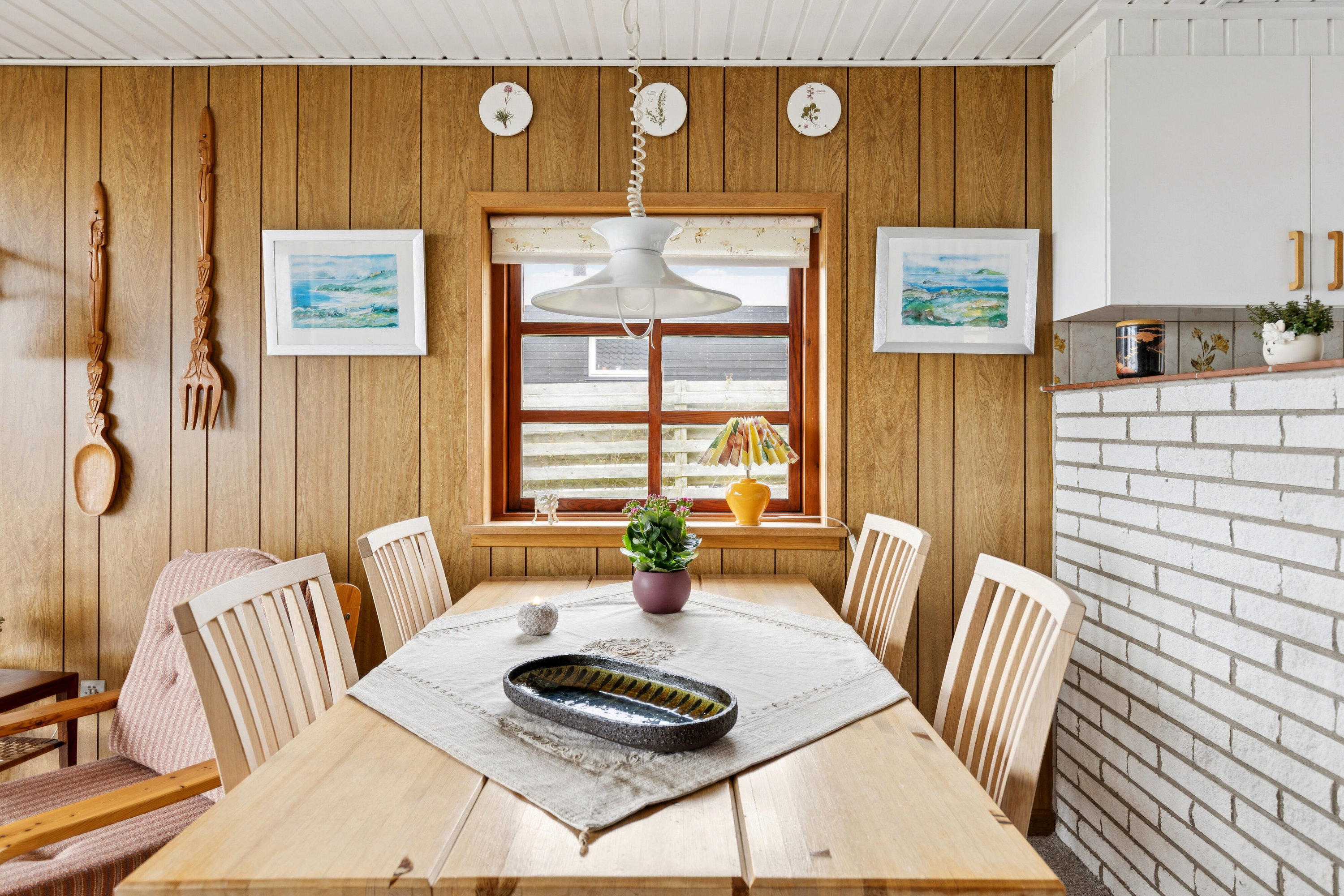 Fremhævet spisestue billede i fuldskærmstilstand. Billede af Fuglevænget 18, Bisserup, 4243 Rude