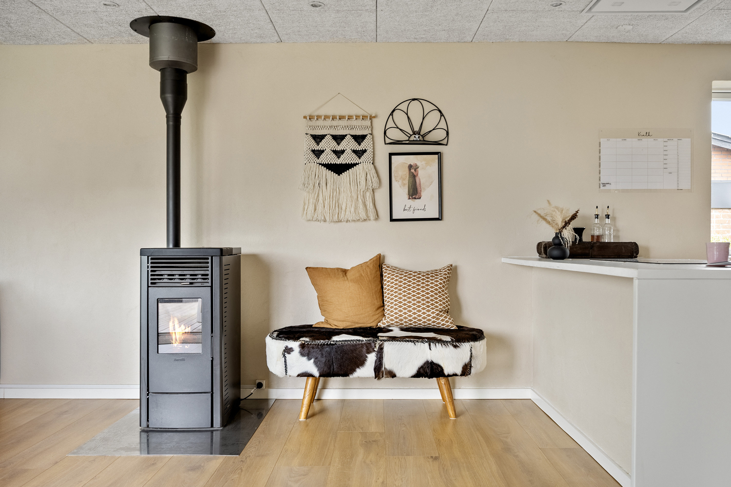 Fremhævet stue billede i fuldskærmstilstand. Billede af Platanalle 44, 8700 Horsens