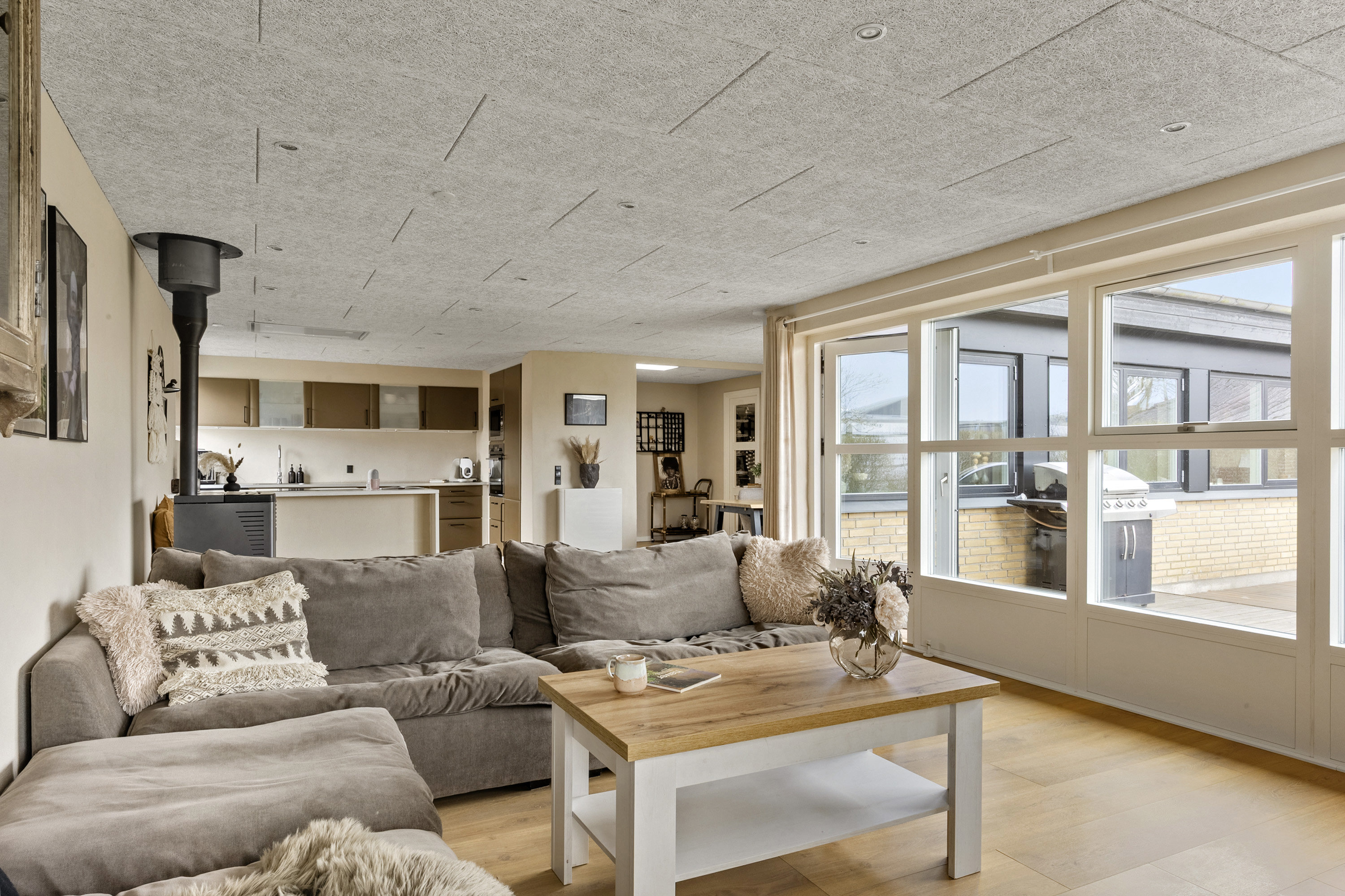 Fremhævet stue billede i fuldskærmstilstand. Billede af Platanalle 44, 8700 Horsens