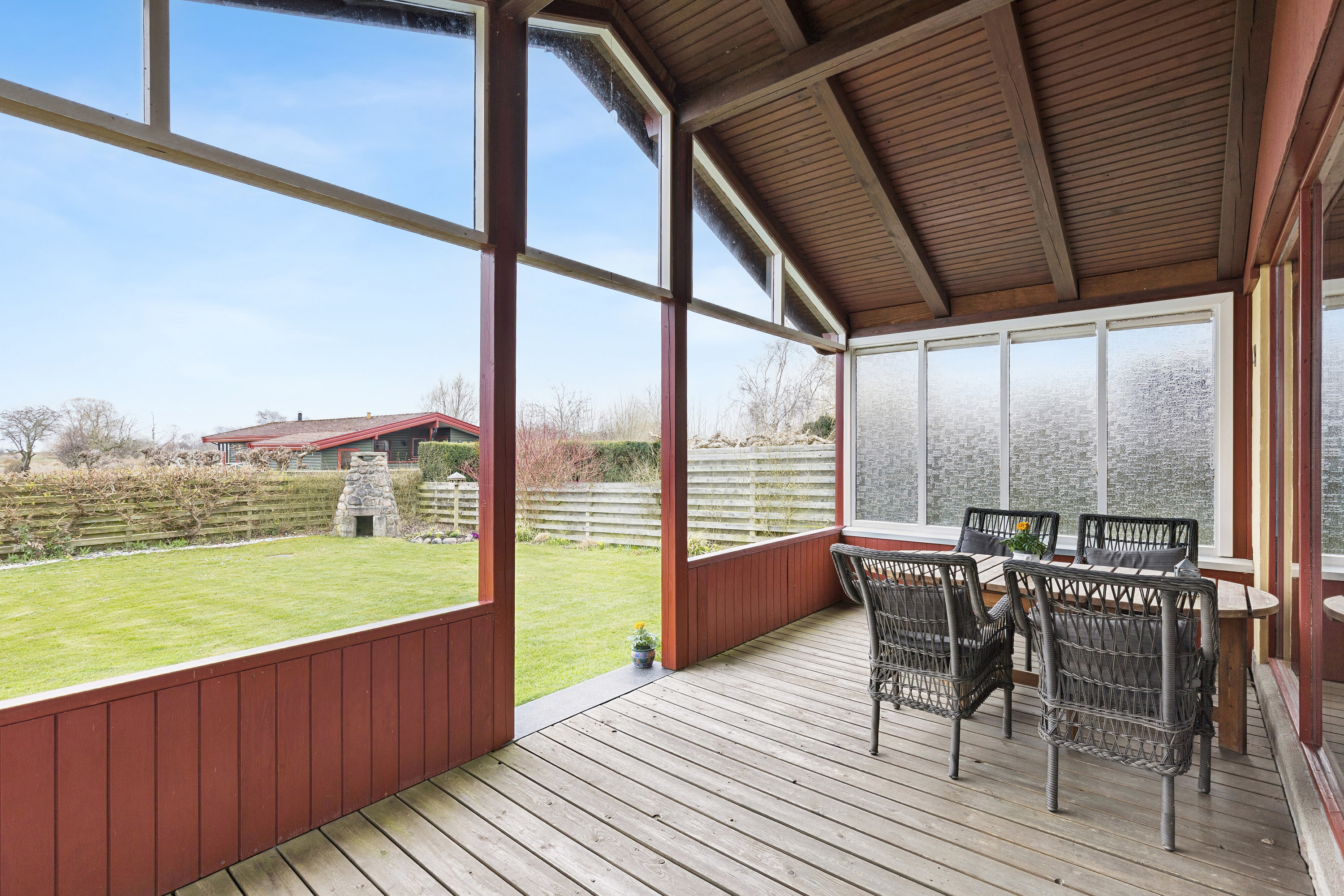 Fremhævet overdækket terrasse billede i fuldskærmstilstand. Billede af Fuglevænget 18, Bisserup, 4243 Rude