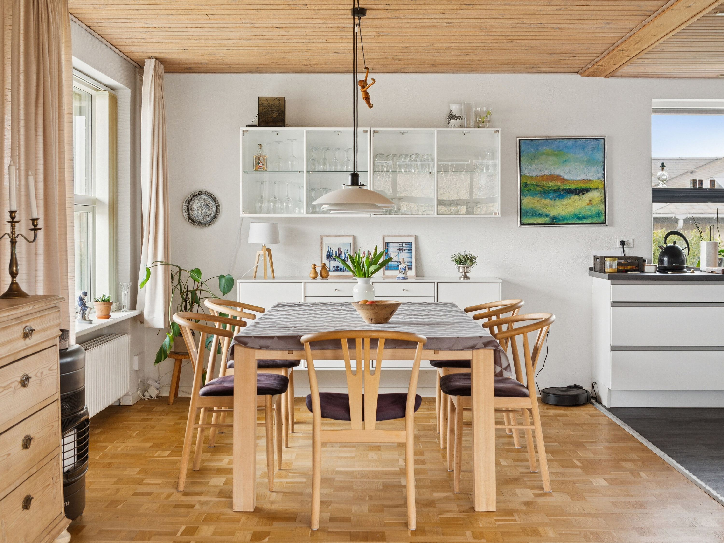 Fremhævet spisestue billede i fuldskærmstilstand. Billede af Fullasvej 11, 9800 Hjørring