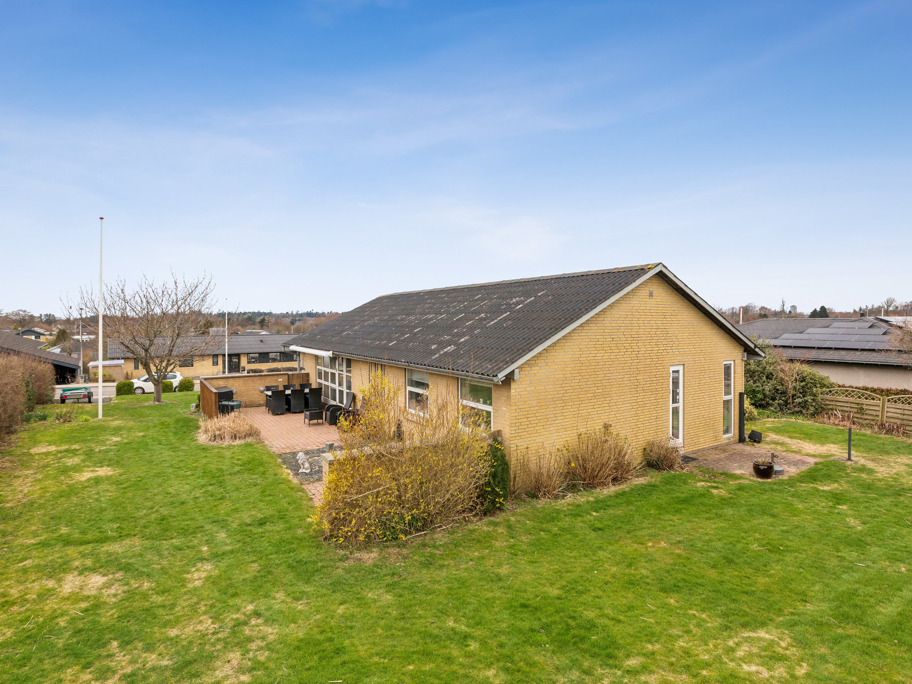 Fremhævet udsigt fra toppen billede i fuldskærmstilstand. Billede af Fullasvej 11, 9800 Hjørring