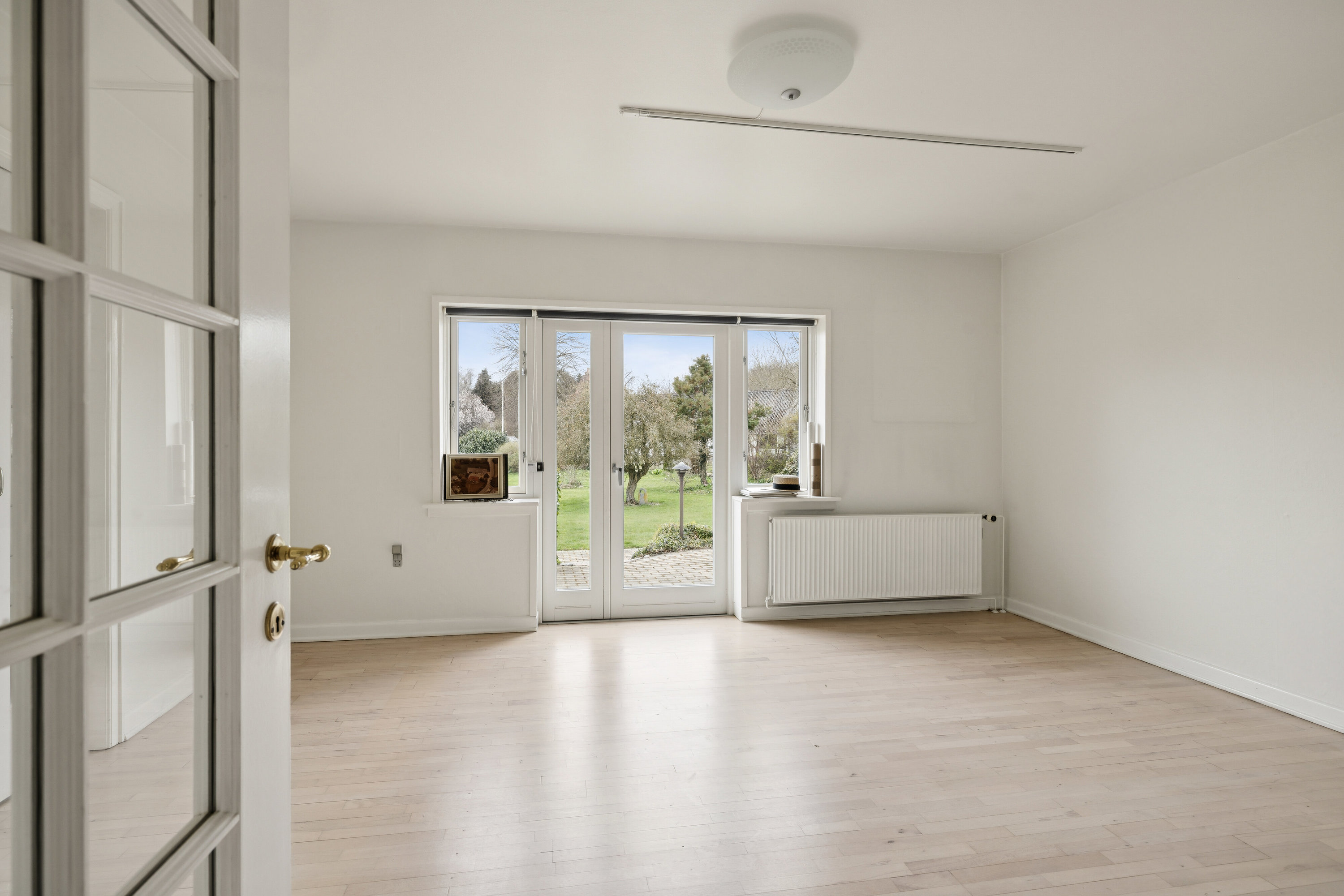 Fremhævet stue billede i fuldskærmstilstand. Billede af Davinde Bygade 36, Davinde, 5220 Odense SØ