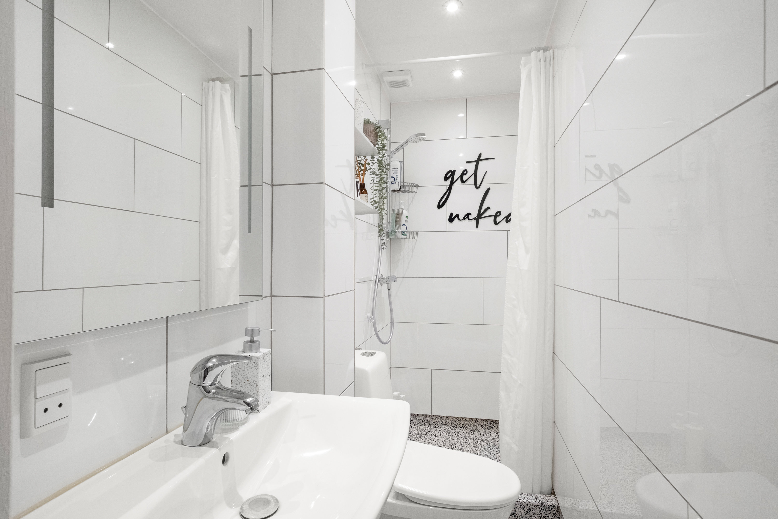 Fremhævet badeværelse billede i fuldskærmstilstand. Billede af Skernvej 6, 3. tv., 8000 Aarhus C