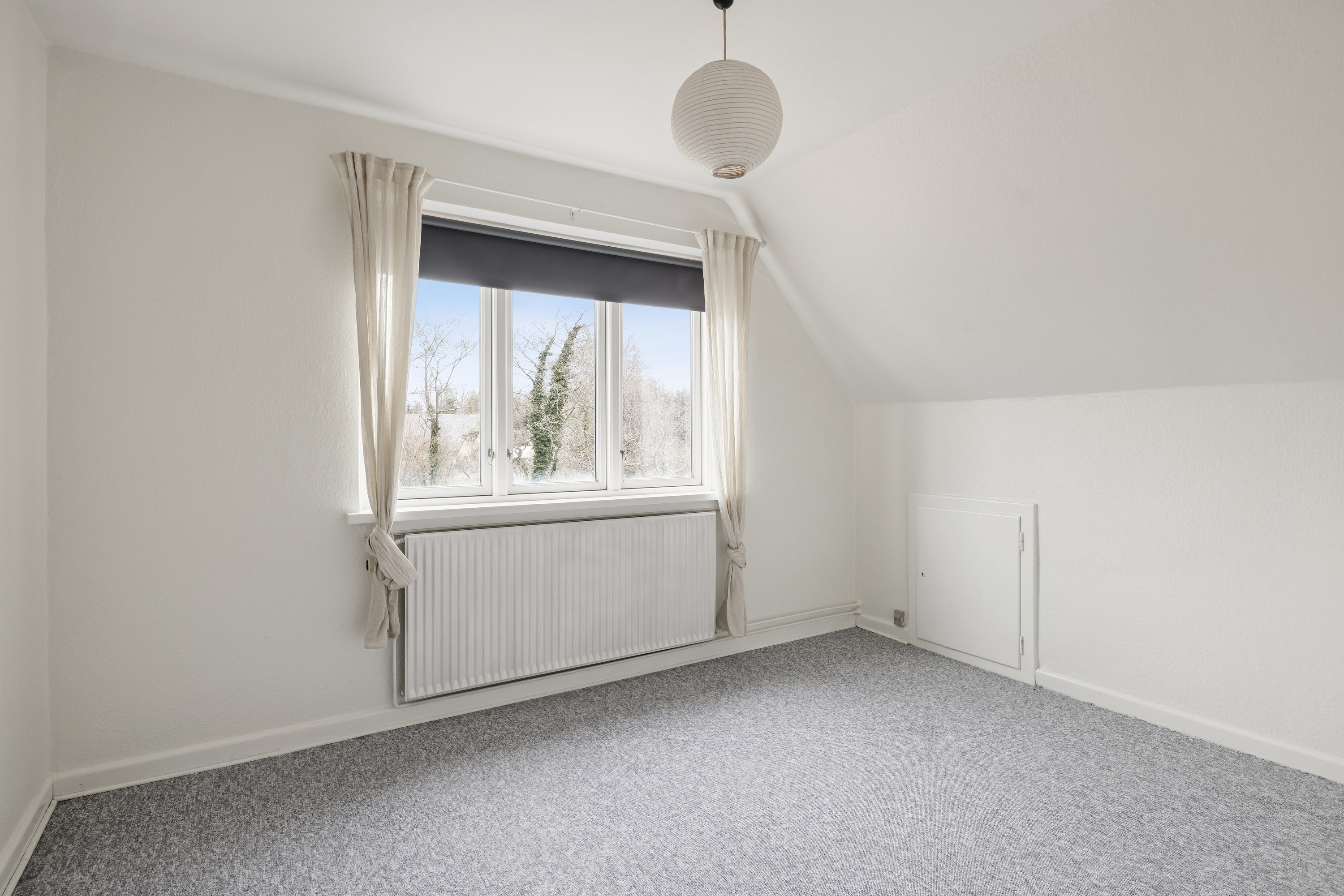 Fremhævet soveværelse billede i fuldskærmstilstand. Billede af Davinde Bygade 36, Davinde, 5220 Odense SØ