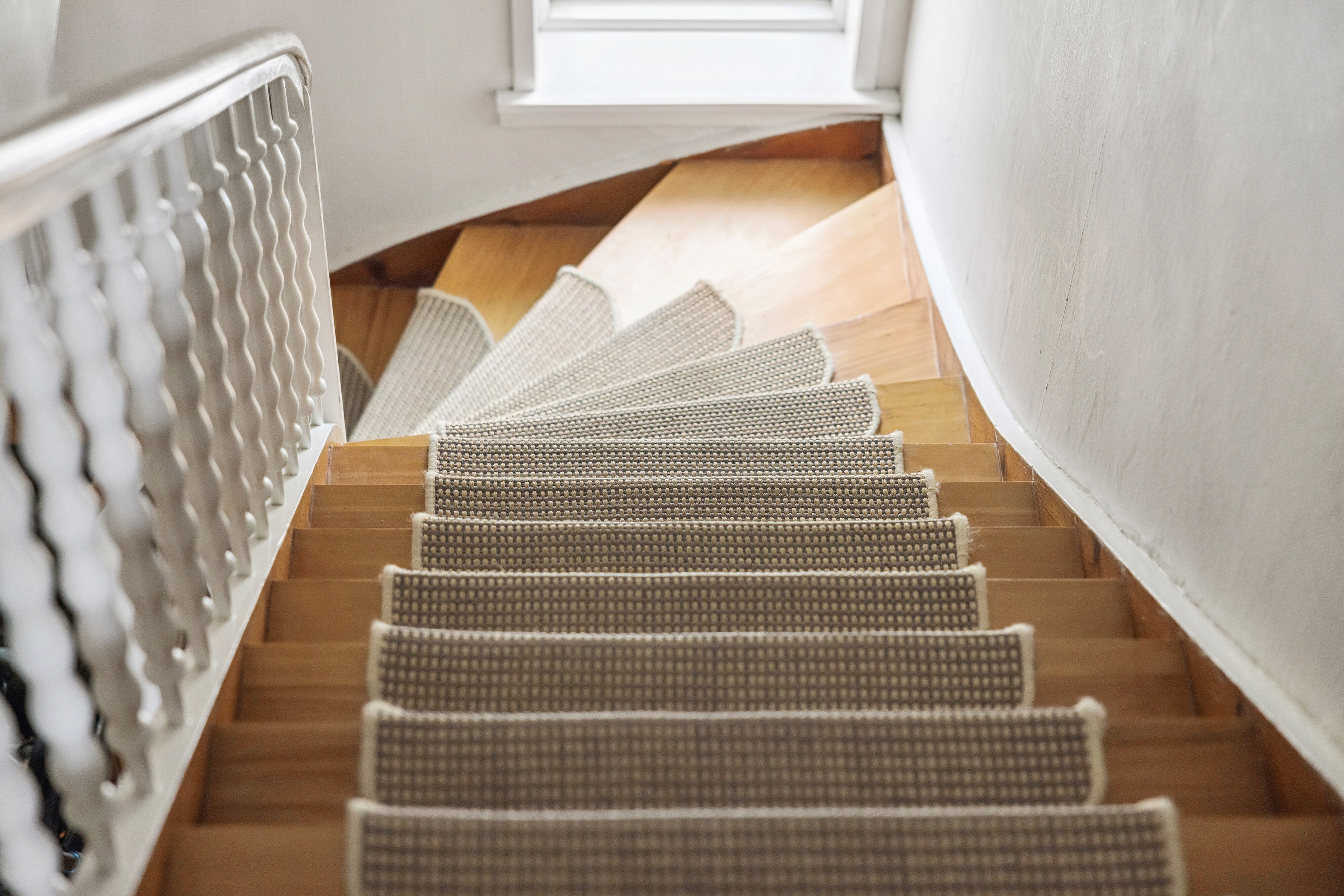 Fremhævet trappe billede i fuldskærmstilstand. Billede af Davinde Bygade 36, Davinde, 5220 Odense SØ