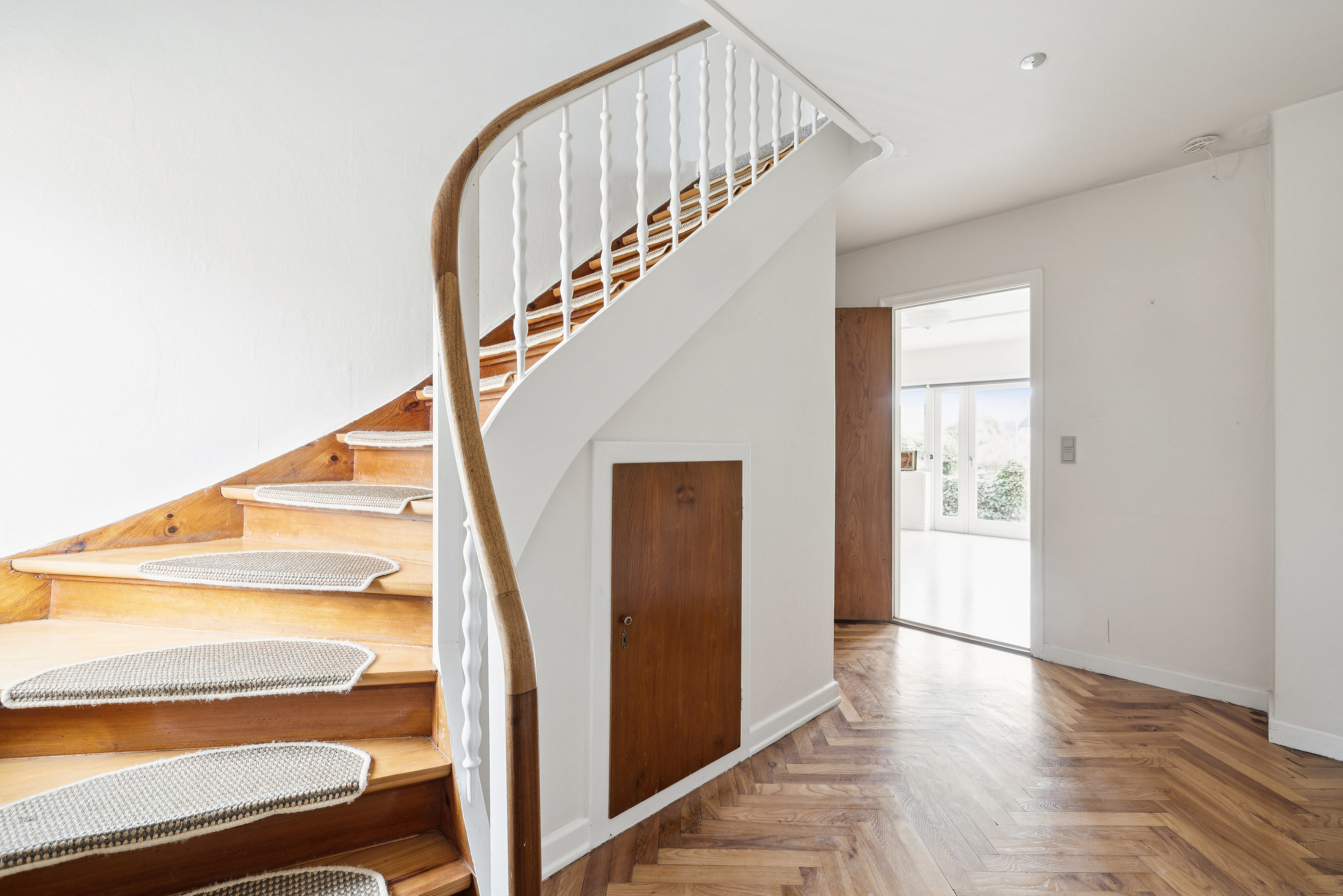 Fremhævet gang billede i fuldskærmstilstand. Billede af Davinde Bygade 36, Davinde, 5220 Odense SØ