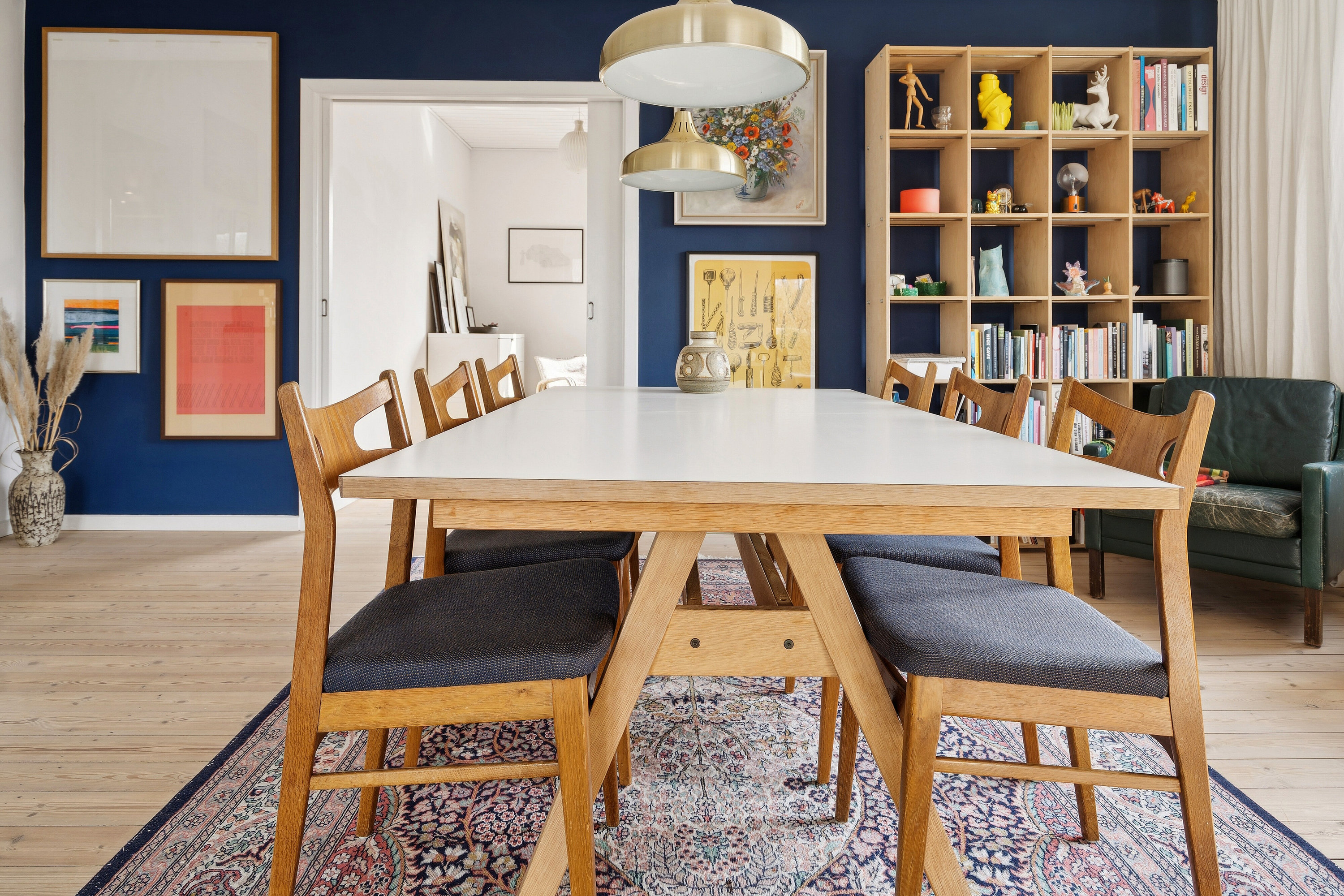 Fremhævet spisestue billede i fuldskærmstilstand. Billede af Damhusdalen 96, 2610 Rødovre