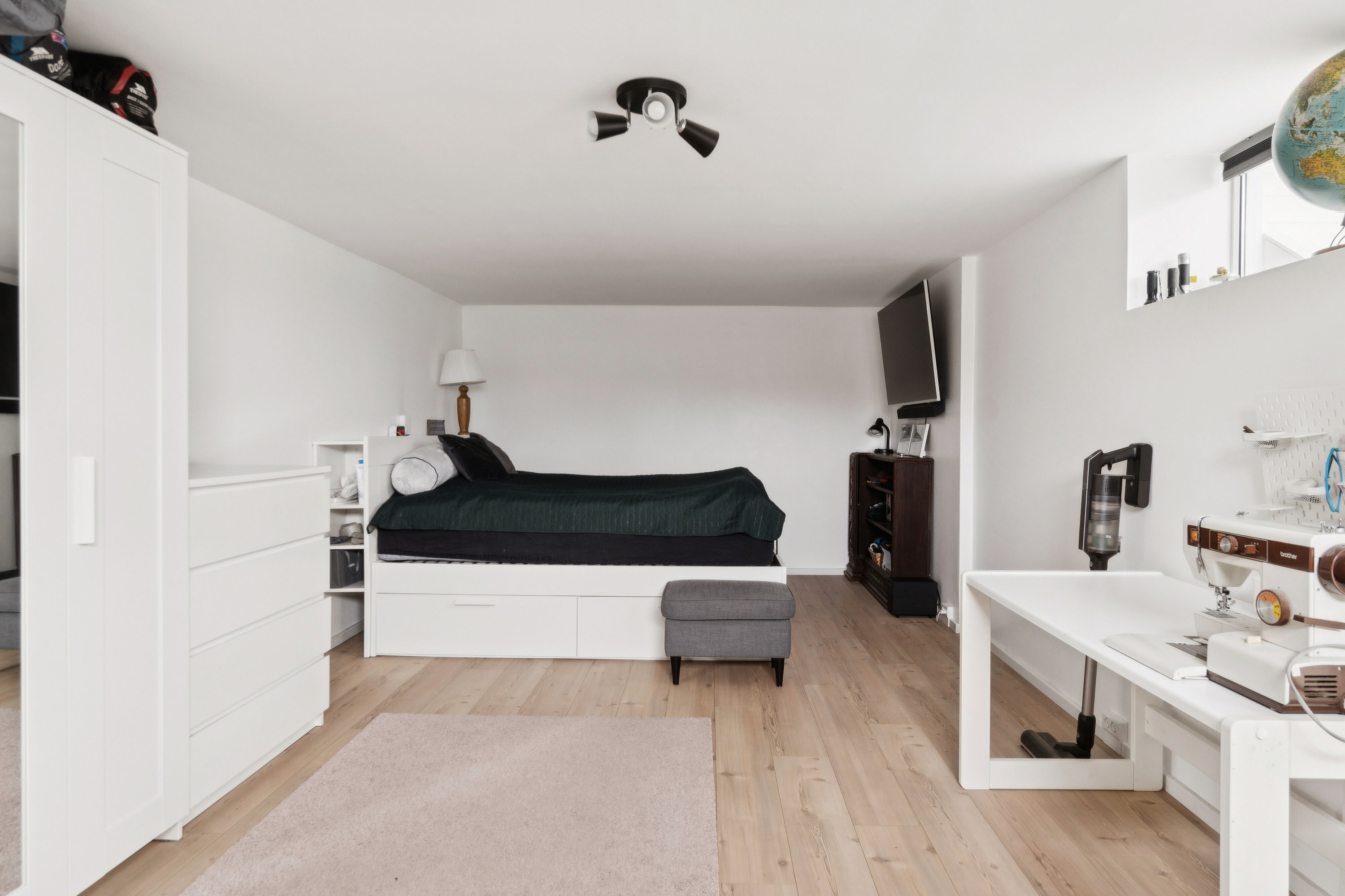 Fremhævet soveværelse billede i fuldskærmstilstand. Billede af Sandagerhusvej 178, 3100 Hornbæk