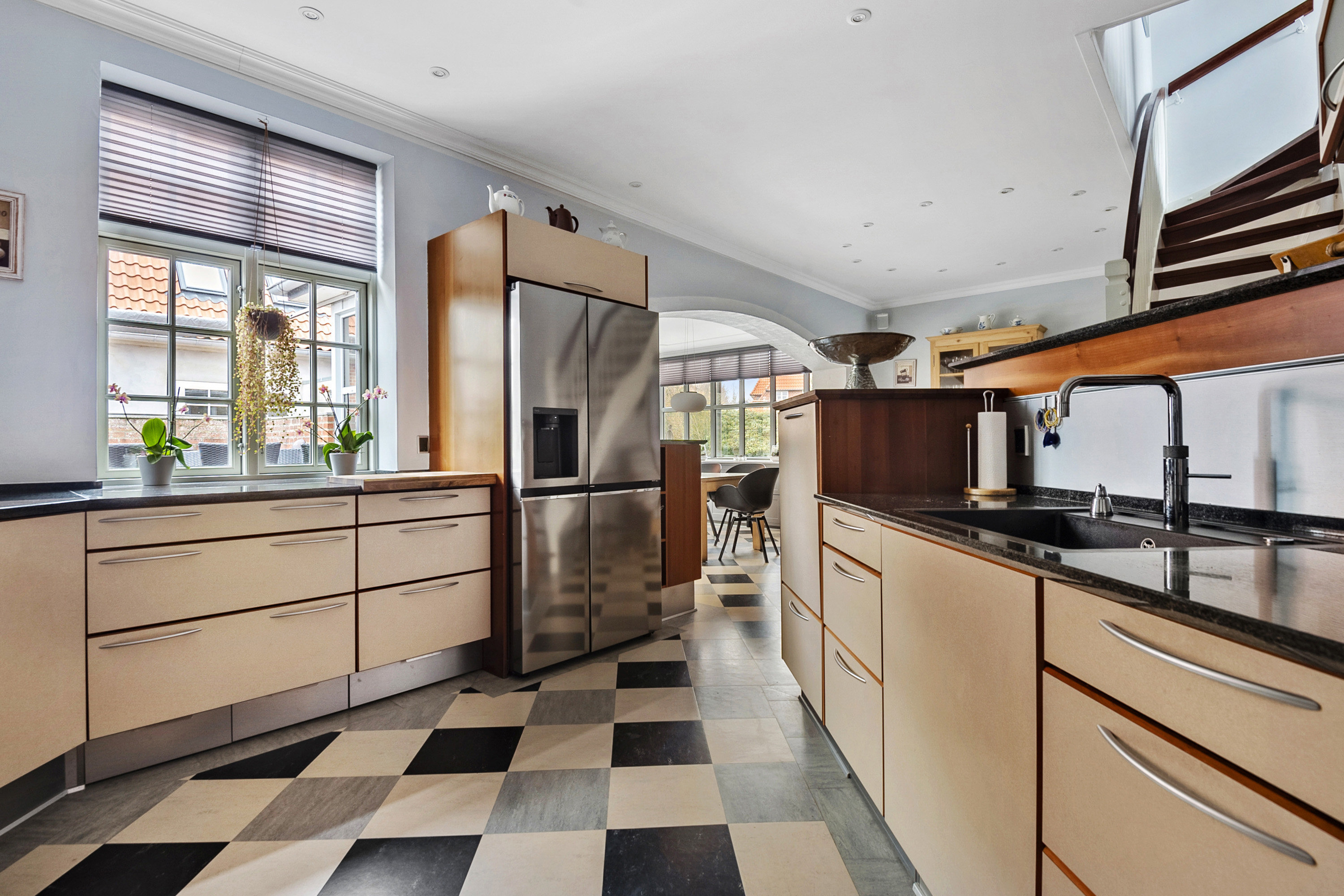 Fremhævet køkken billede i fuldskærmstilstand. Billede af Gl Novrupvej 11, 6705 Esbjerg Ø