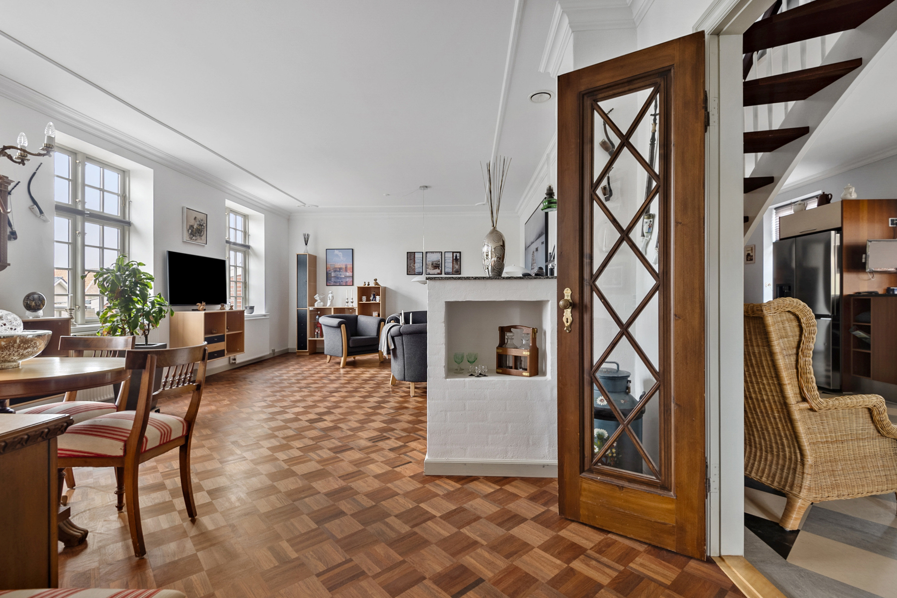 Fremhævet spisestue billede i fuldskærmstilstand. Billede af Gl Novrupvej 11, 6705 Esbjerg Ø