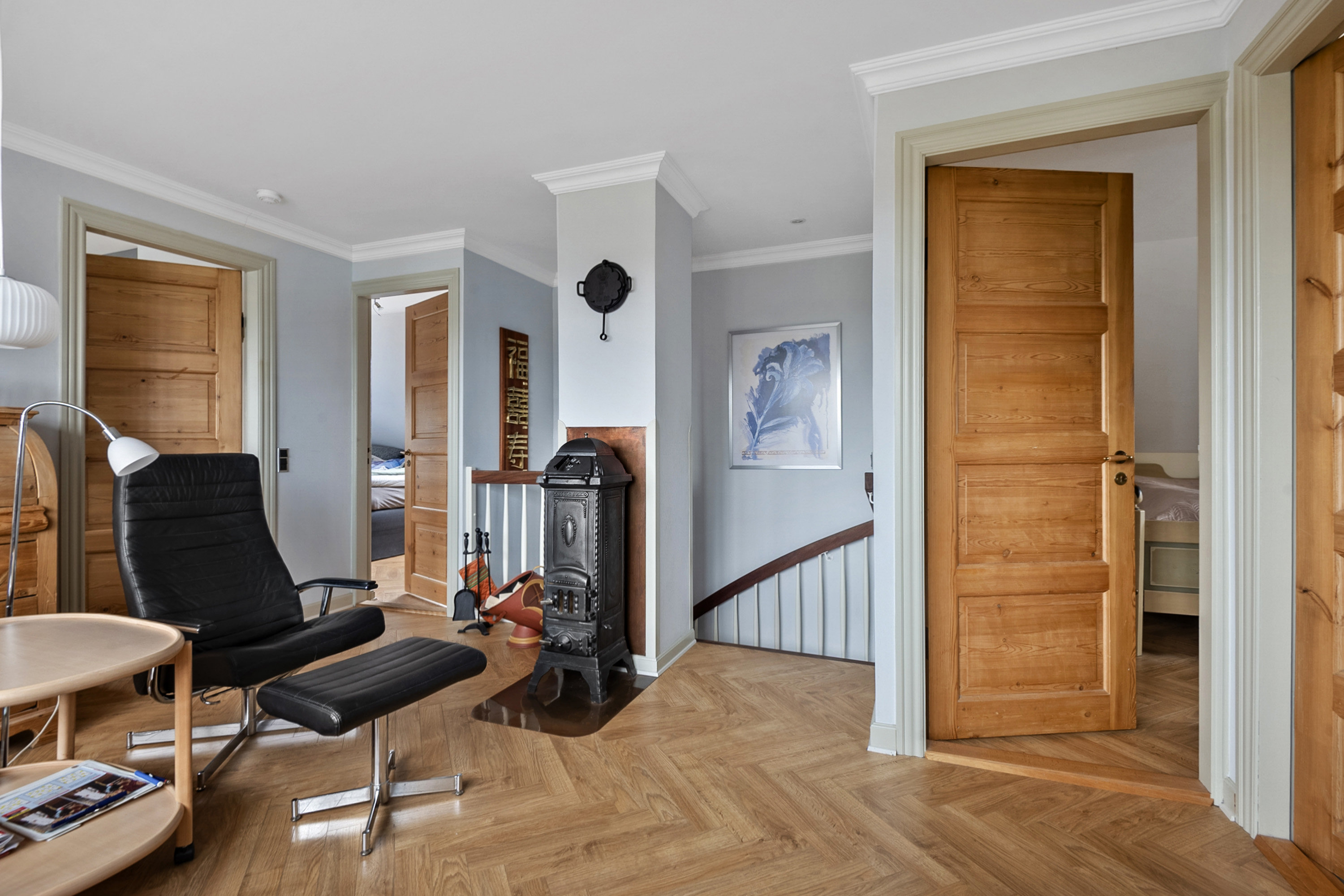 Fremhævet stue billede i fuldskærmstilstand. Billede af Gl Novrupvej 11, 6705 Esbjerg Ø