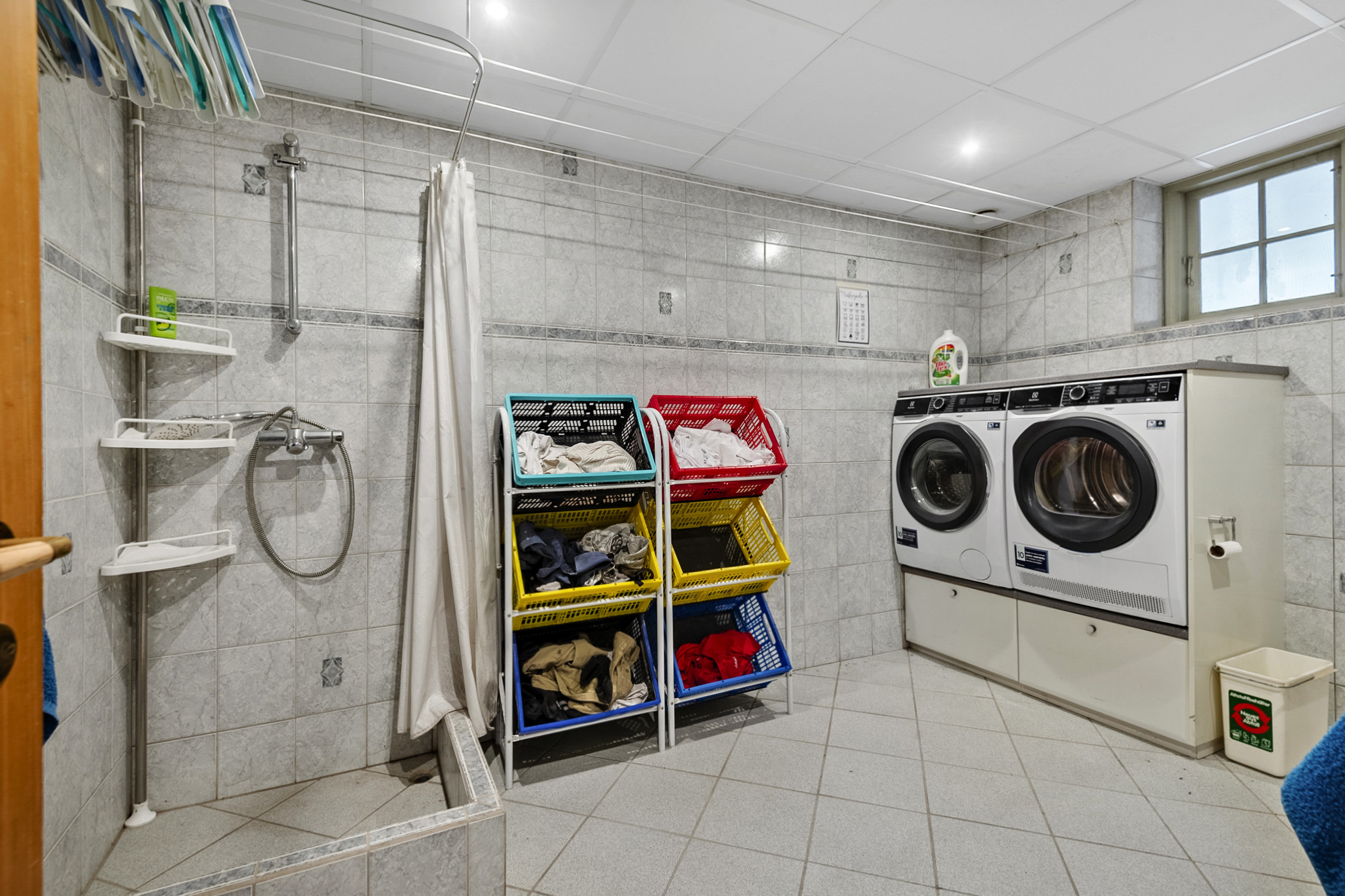 Fremhævet badeværelse billede i fuldskærmstilstand. Billede af Gl Novrupvej 11, 6705 Esbjerg Ø