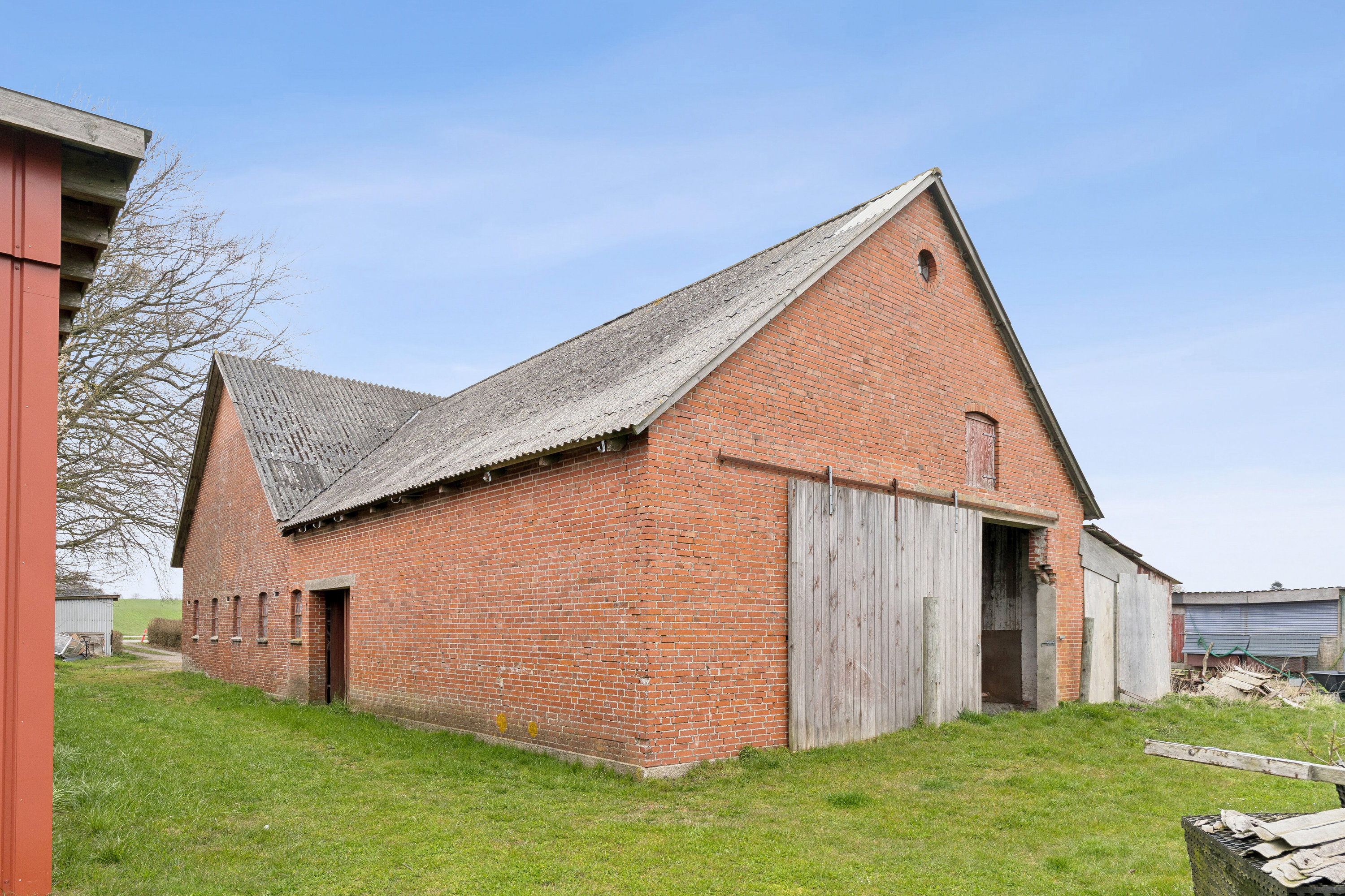 Fremhævet set fra vejen billede i fuldskærmstilstand. Billede af Frørupvej 41, 5871 Frørup