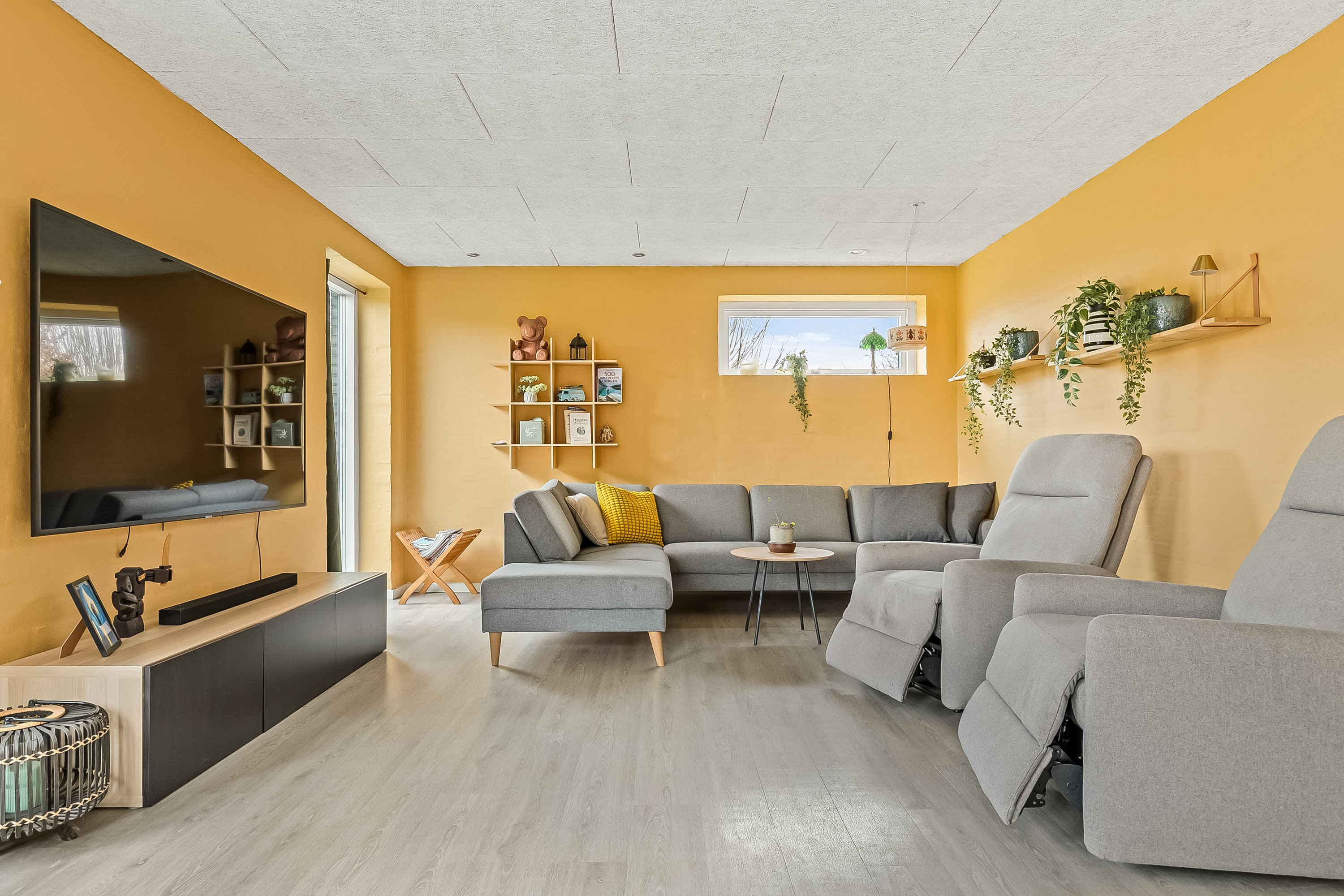 Fremhævet stue billede i fuldskærmstilstand. Billede af Fruergaardsvej 6, 7080 Børkop