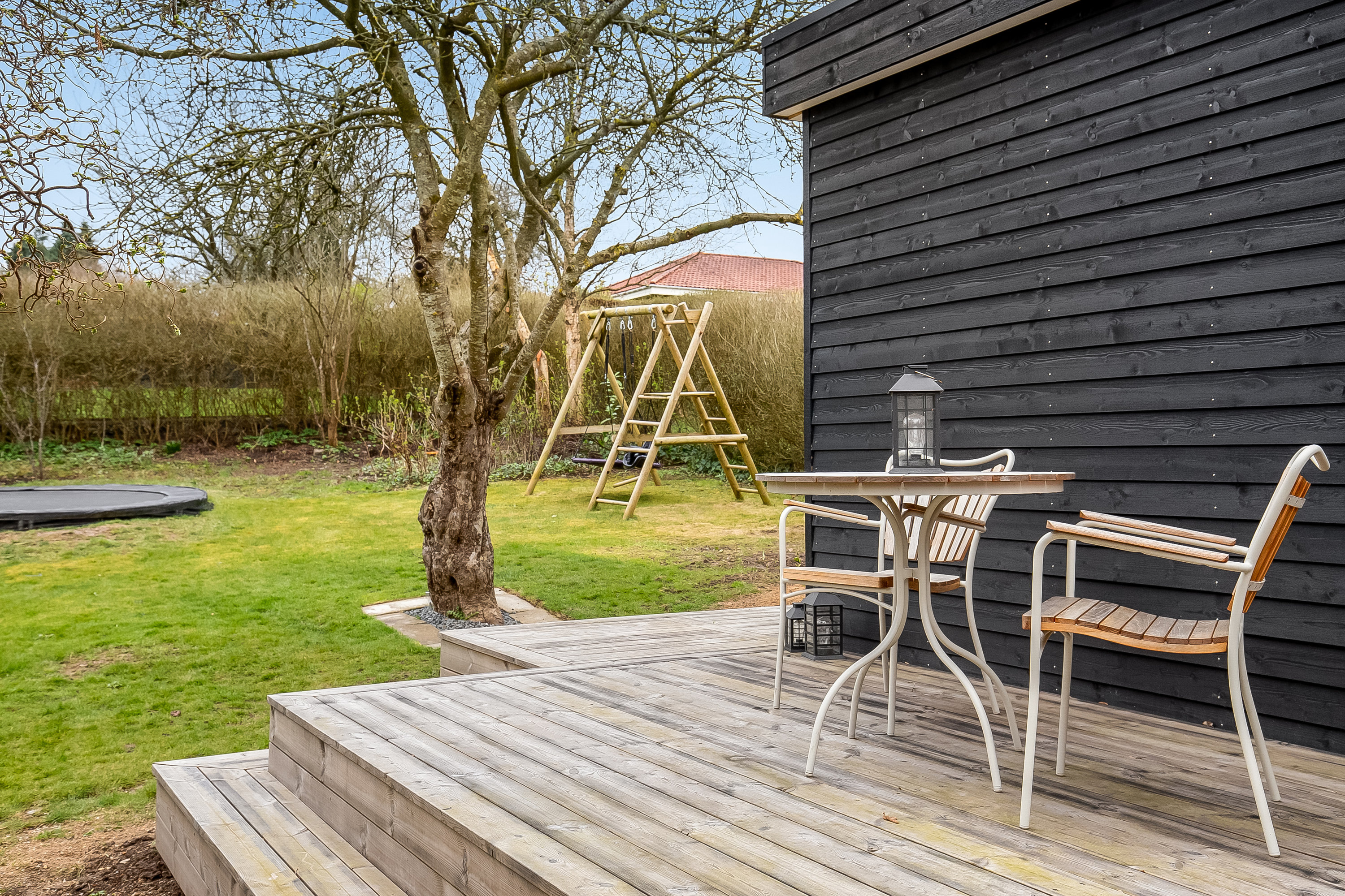 Fremhævet terrasse billede i fuldskærmstilstand. Billede af Erantisvej 19, Søndermarken, 7100 Vejle