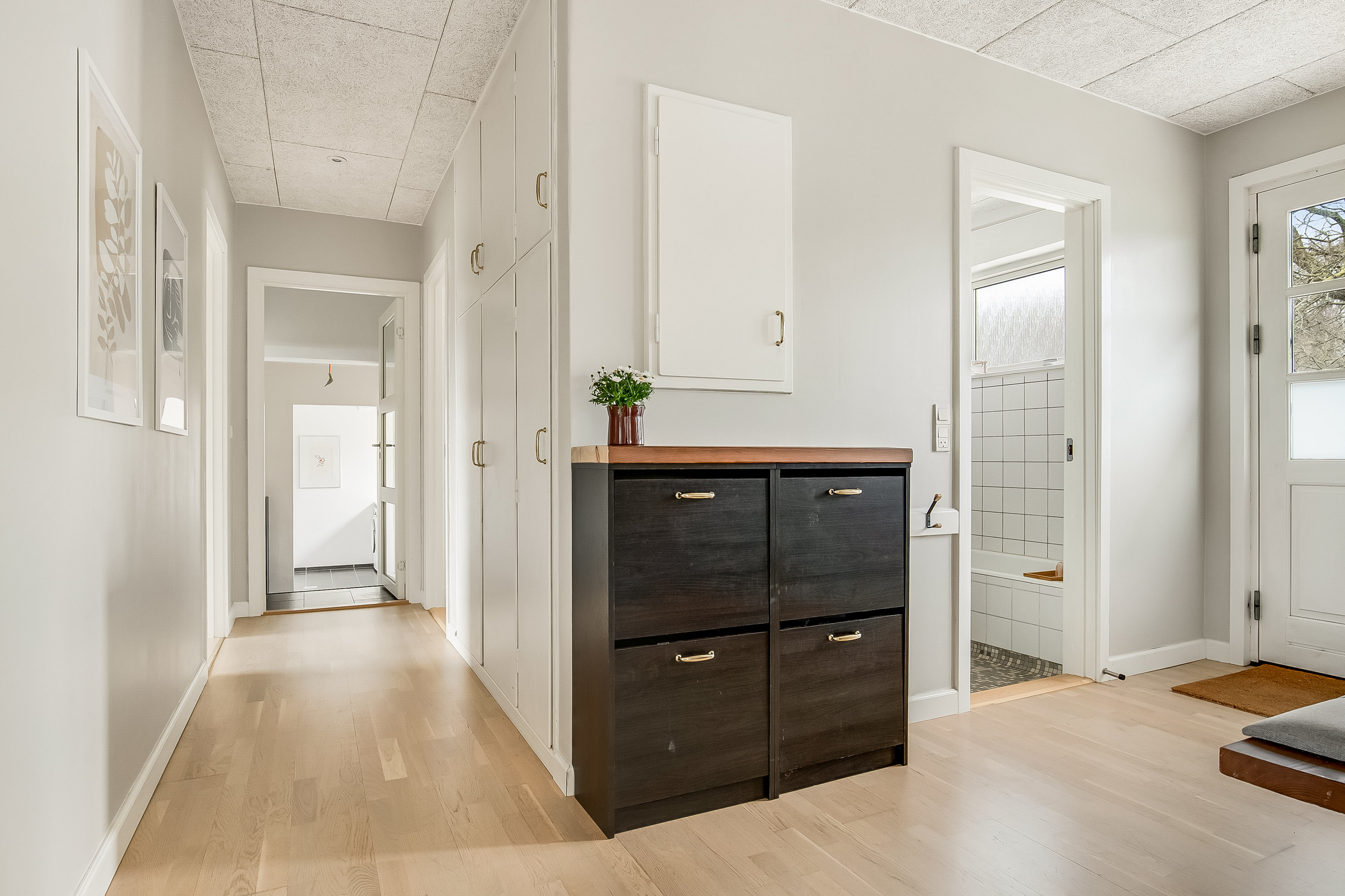 Fremhævet entré billede i fuldskærmstilstand. Billede af Erantisvej 19, Søndermarken, 7100 Vejle