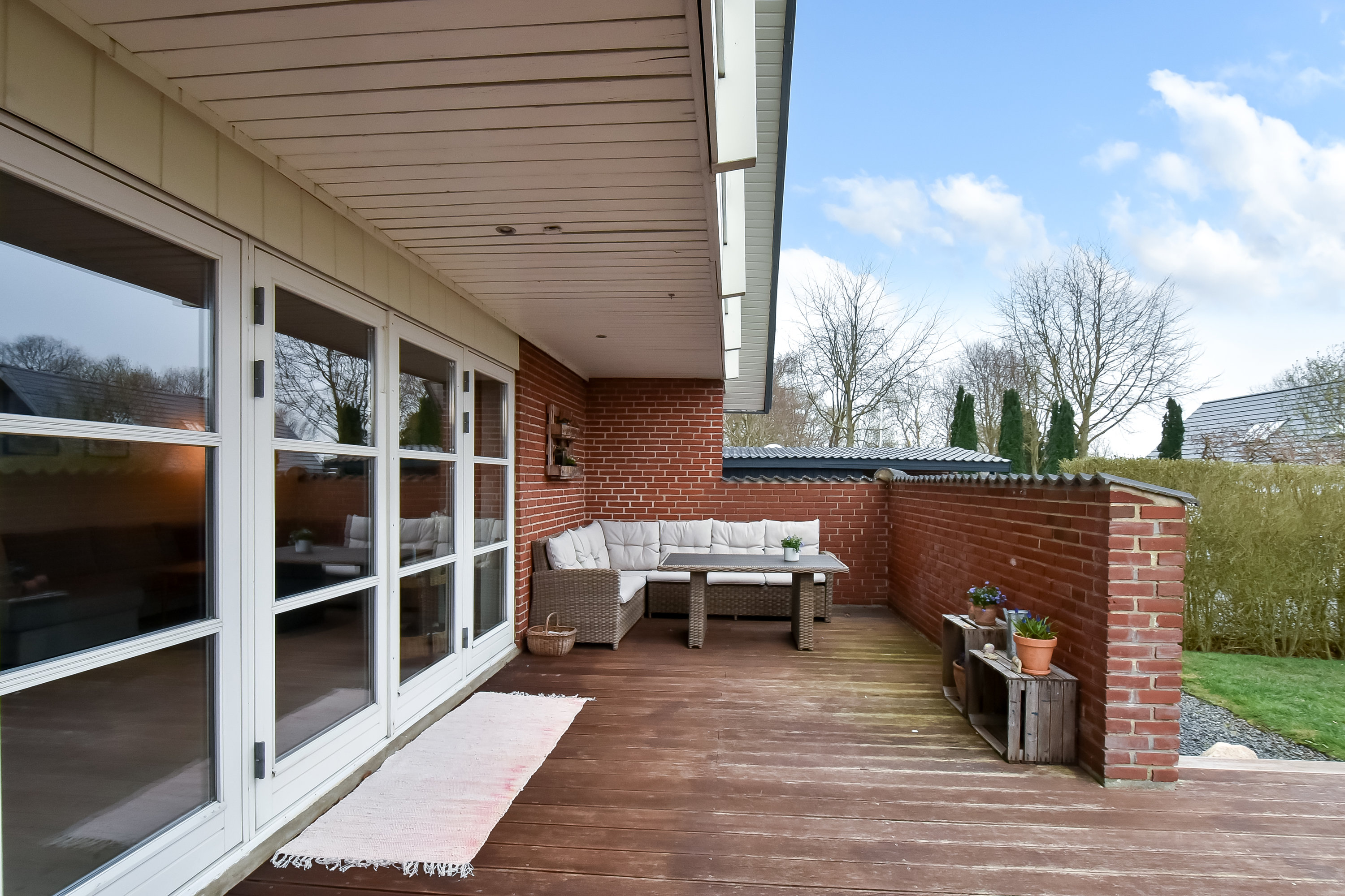 Fremhævet terrasse billede i fuldskærmstilstand. Billede af Klokkebakken 1, Gjellerup, 7400 Herning