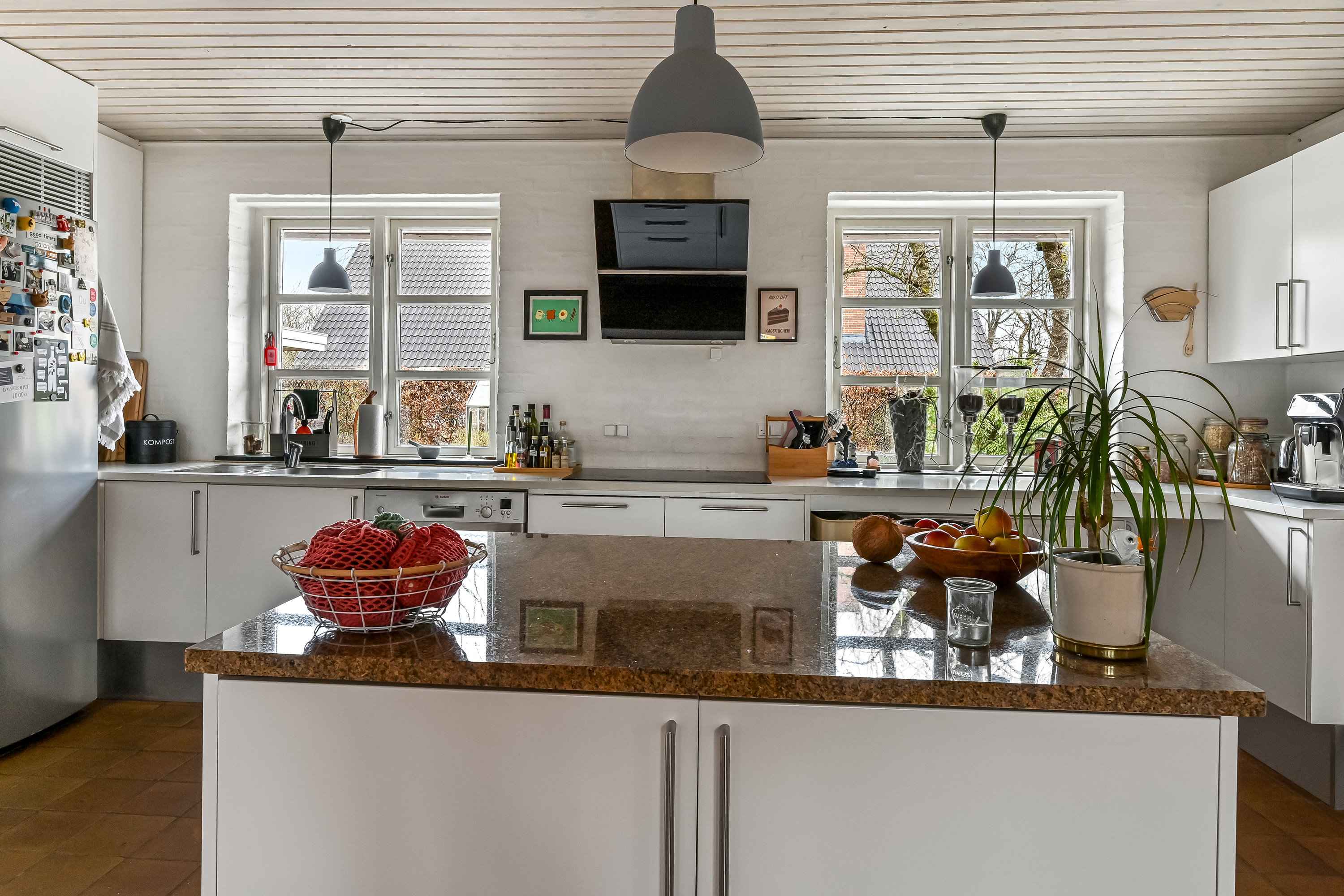 Fremhævet køkken billede i fuldskærmstilstand. Billede af Klokkebakken 1, Gjellerup, 7400 Herning