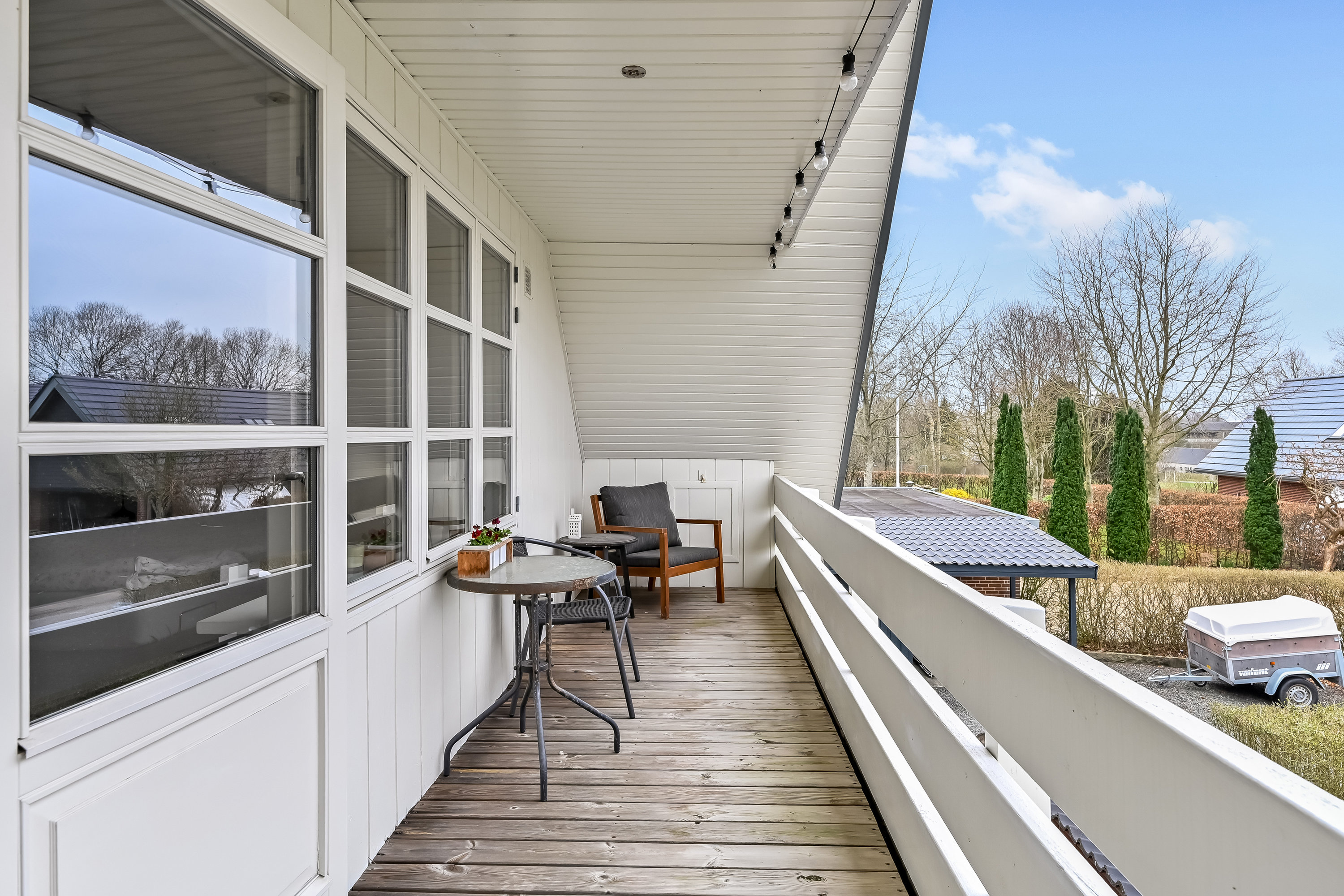 Fremhævet svalegang billede i fuldskærmstilstand. Billede af Klokkebakken 1, Gjellerup, 7400 Herning