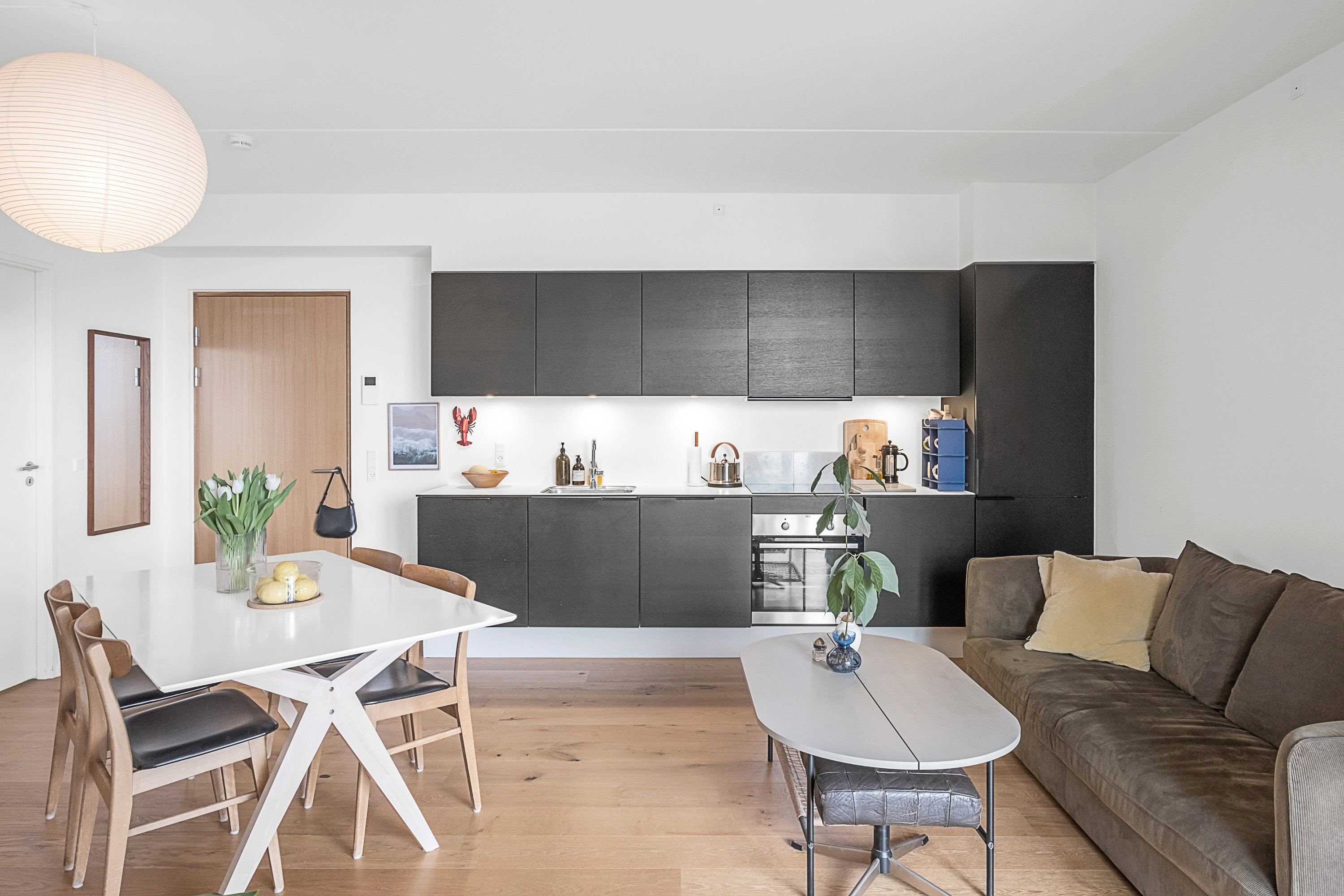 Fremhævet stue billede i fuldskærmstilstand. Billede af Irma Pedersens Gade 66, 4. 2., 8000 Aarhus C