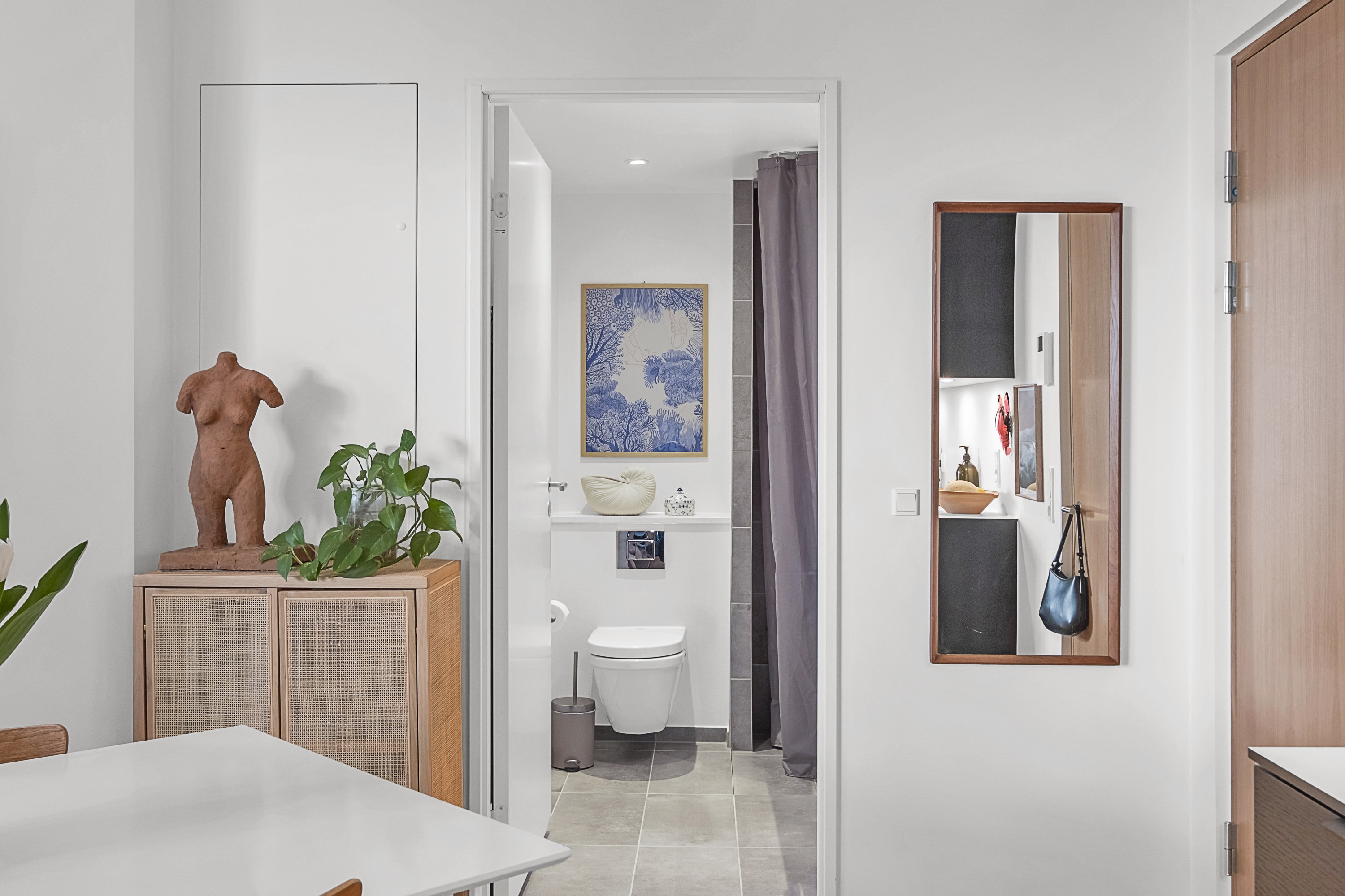 Fremhævet badeværelse billede i fuldskærmstilstand. Billede af Irma Pedersens Gade 66, 4. 2., 8000 Aarhus C