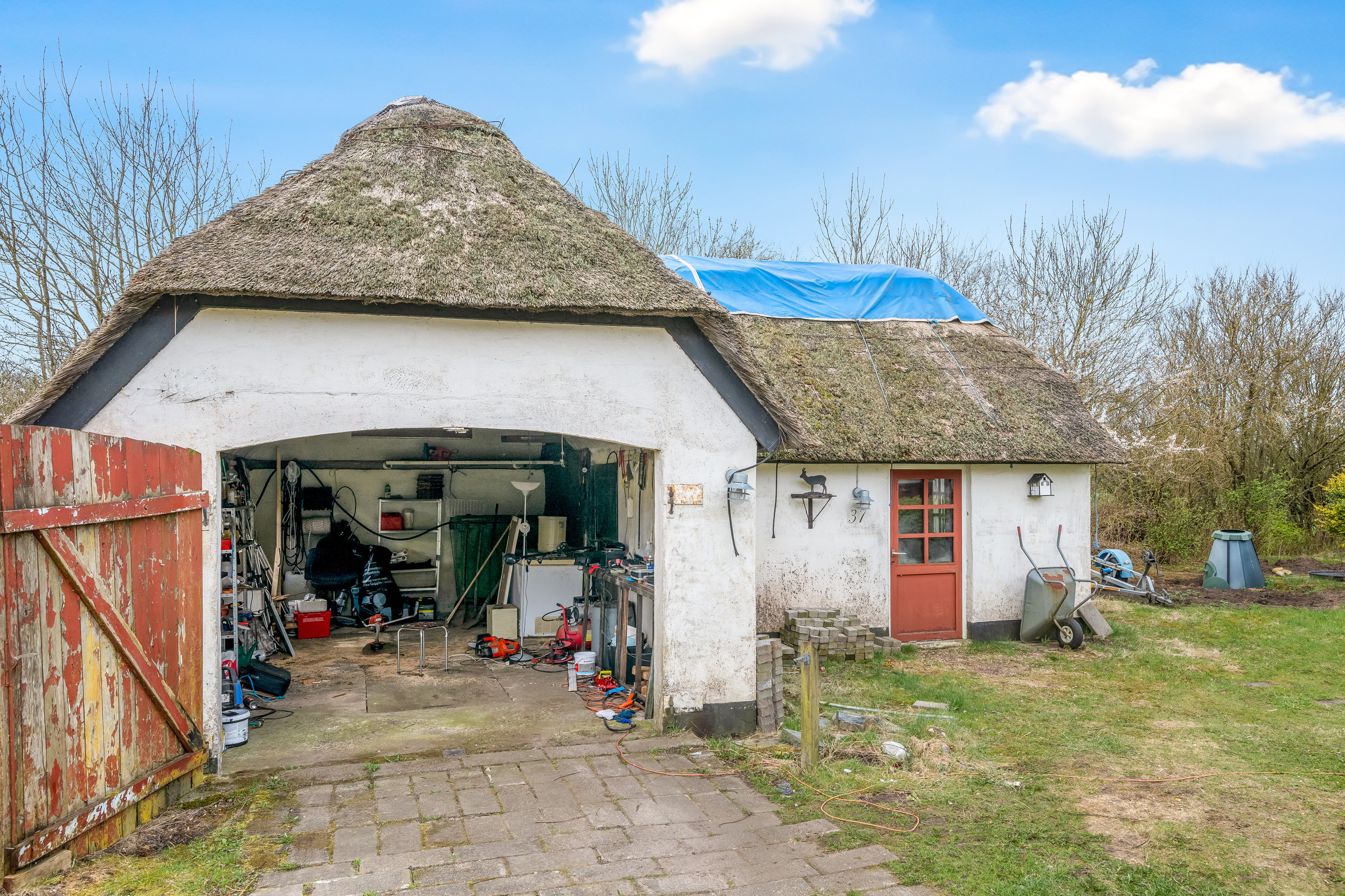 Fremhævet facade billede i fuldskærmstilstand. Billede af Stauningvej 37, Stauning, 6900 Skjern