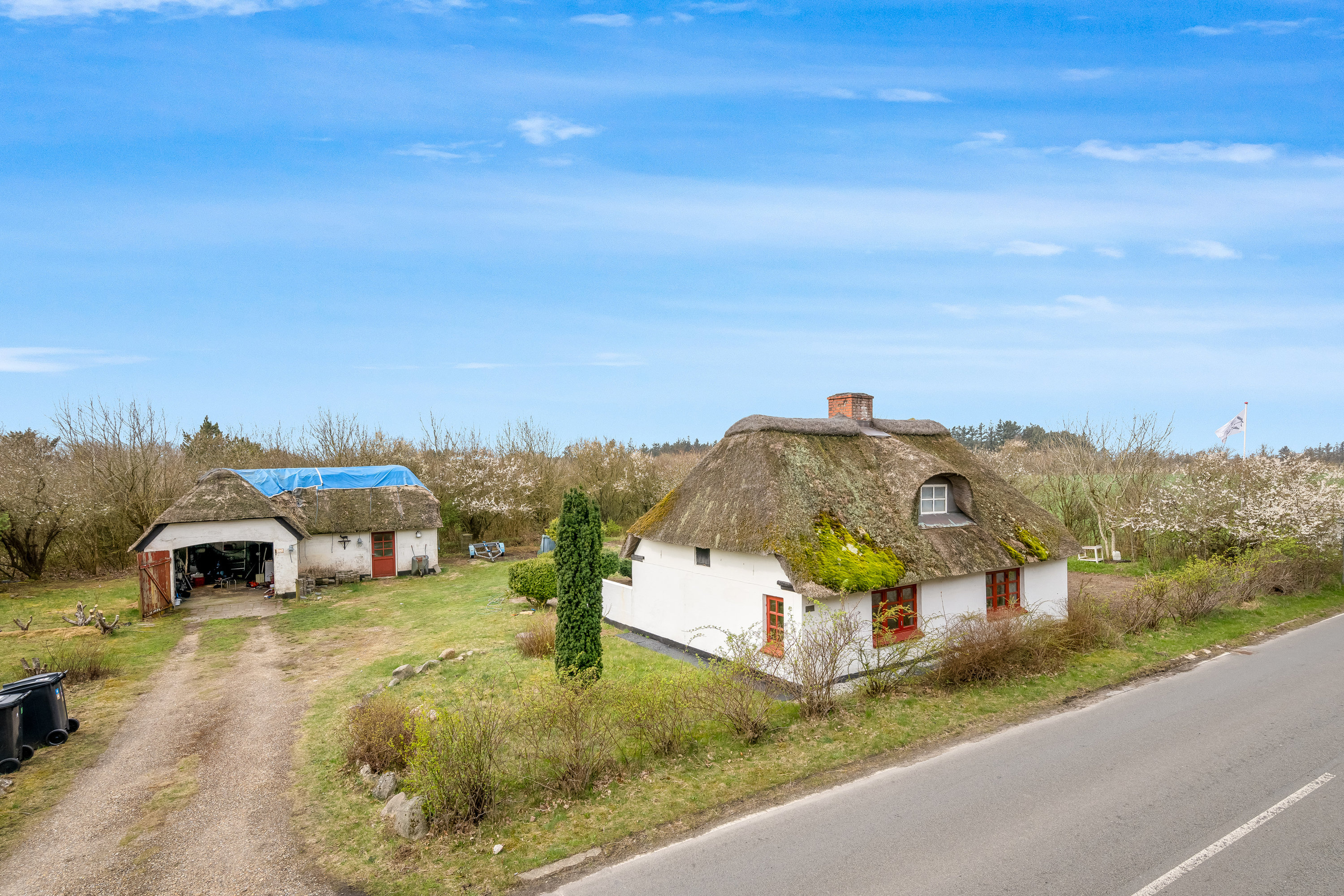 Fremhævet facade billede i fuldskærmstilstand. Billede af Stauningvej 37, Stauning, 6900 Skjern