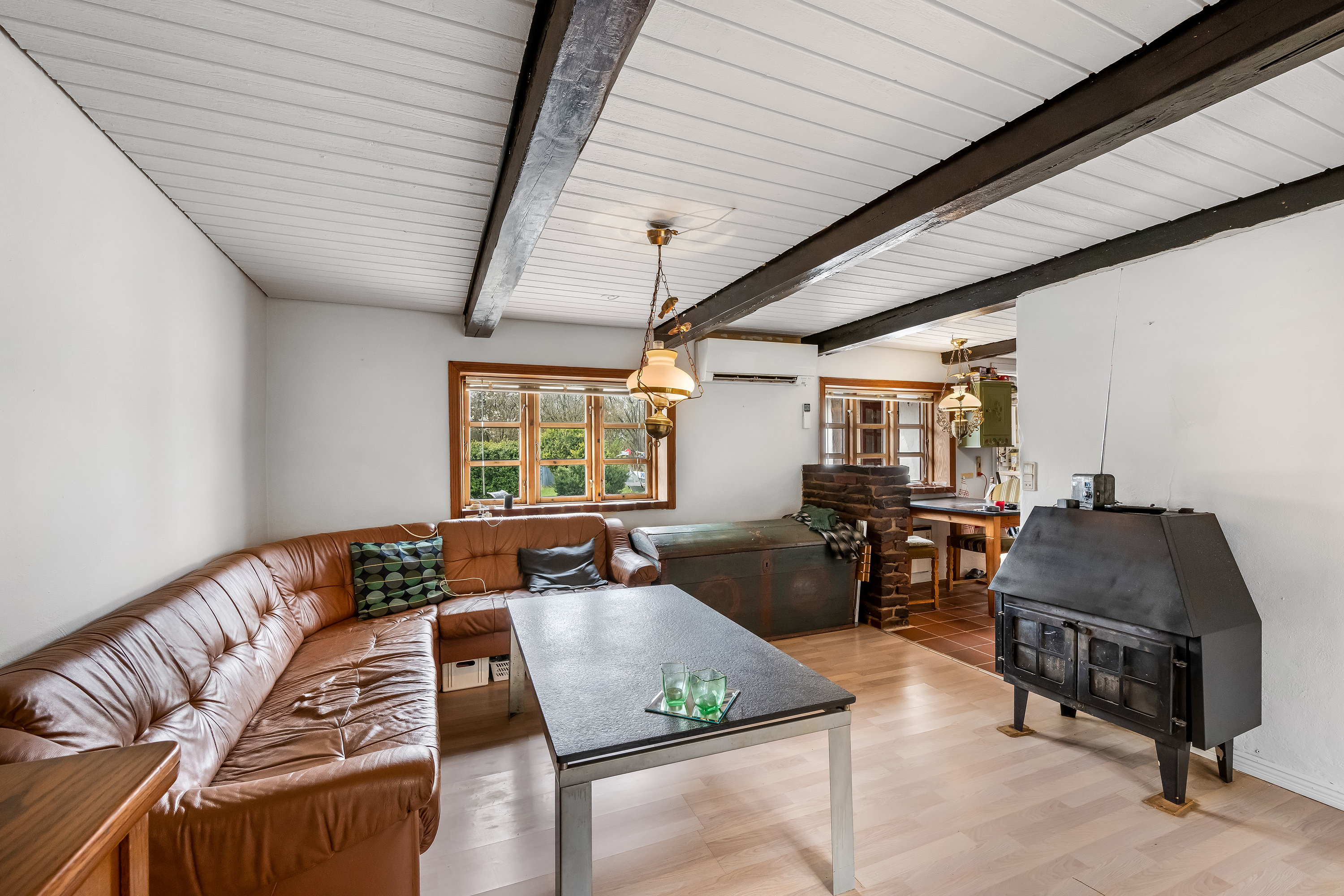 Fremhævet stue billede i fuldskærmstilstand. Billede af Stauningvej 37, Stauning, 6900 Skjern