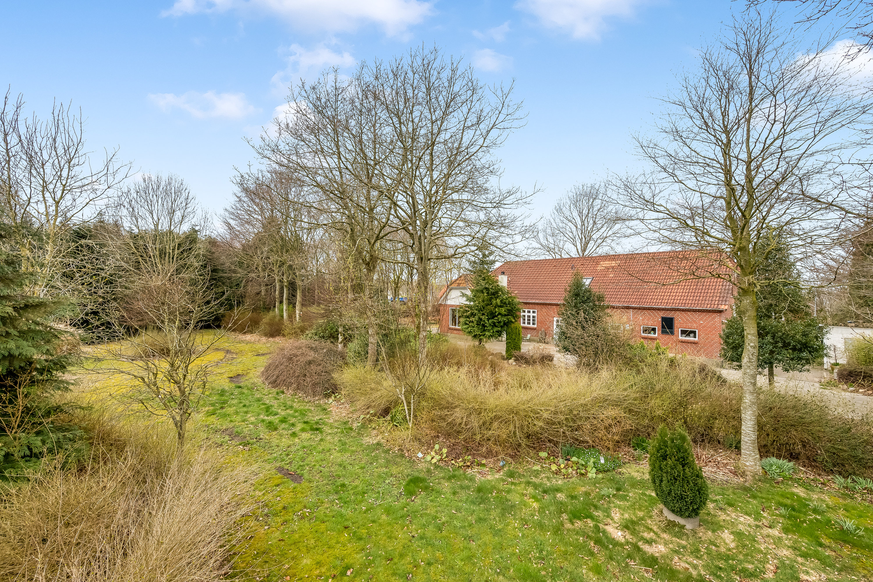 Fremhævet have billede i fuldskærmstilstand. Billede af Sønderskovvej 13, Nordenskov, 6800 Varde