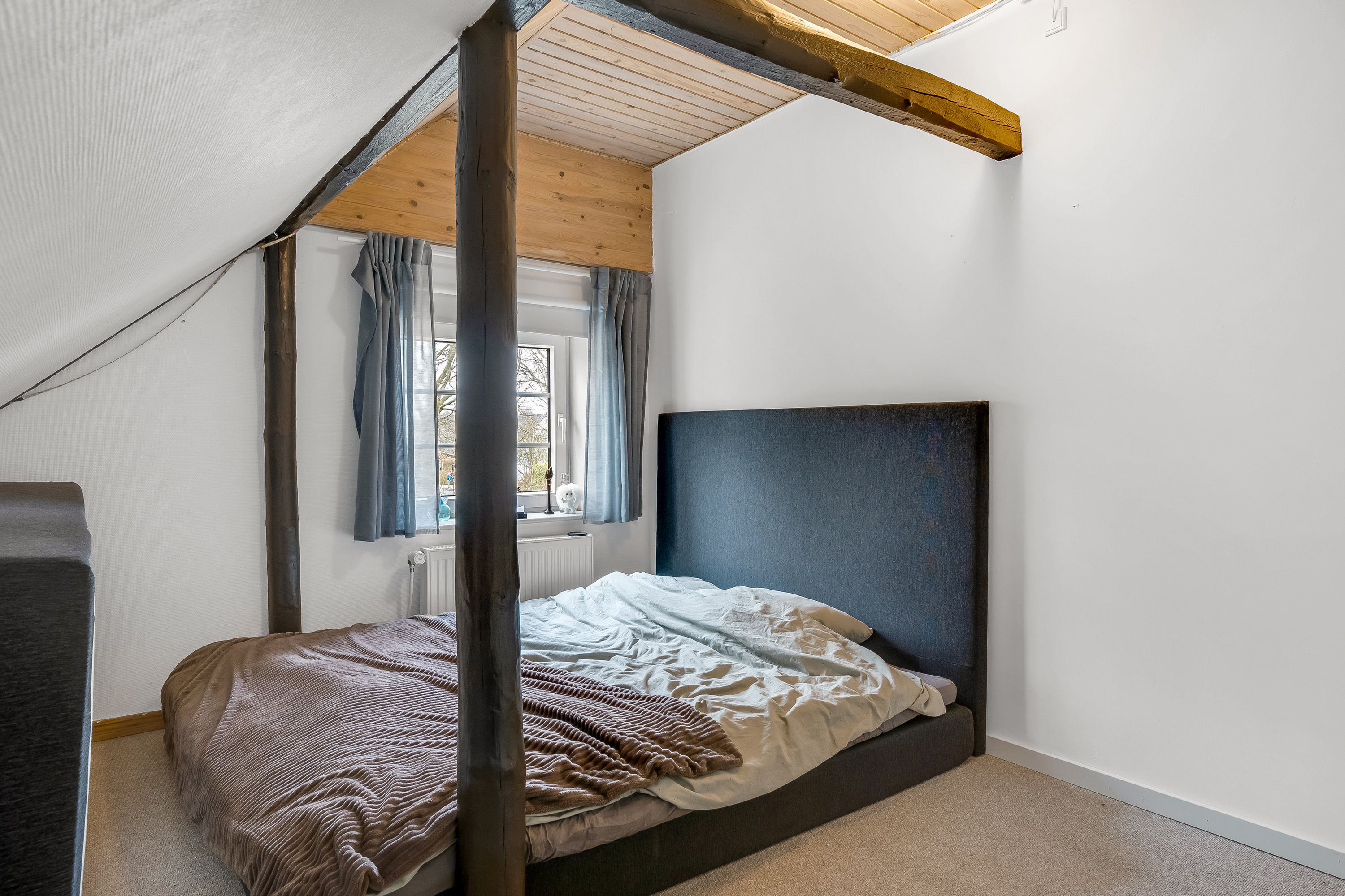 Fremhævet soveværelse billede i fuldskærmstilstand. Billede af Sønderskovvej 13, Nordenskov, 6800 Varde