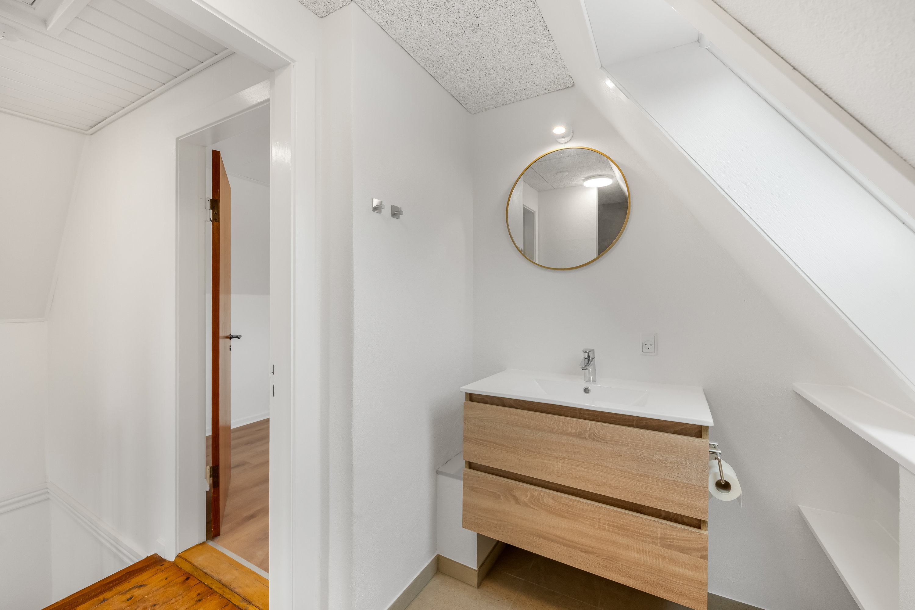 Fremhævet badeværelse billede i fuldskærmstilstand. Billede af Grønningen 8, 6900 Skjern