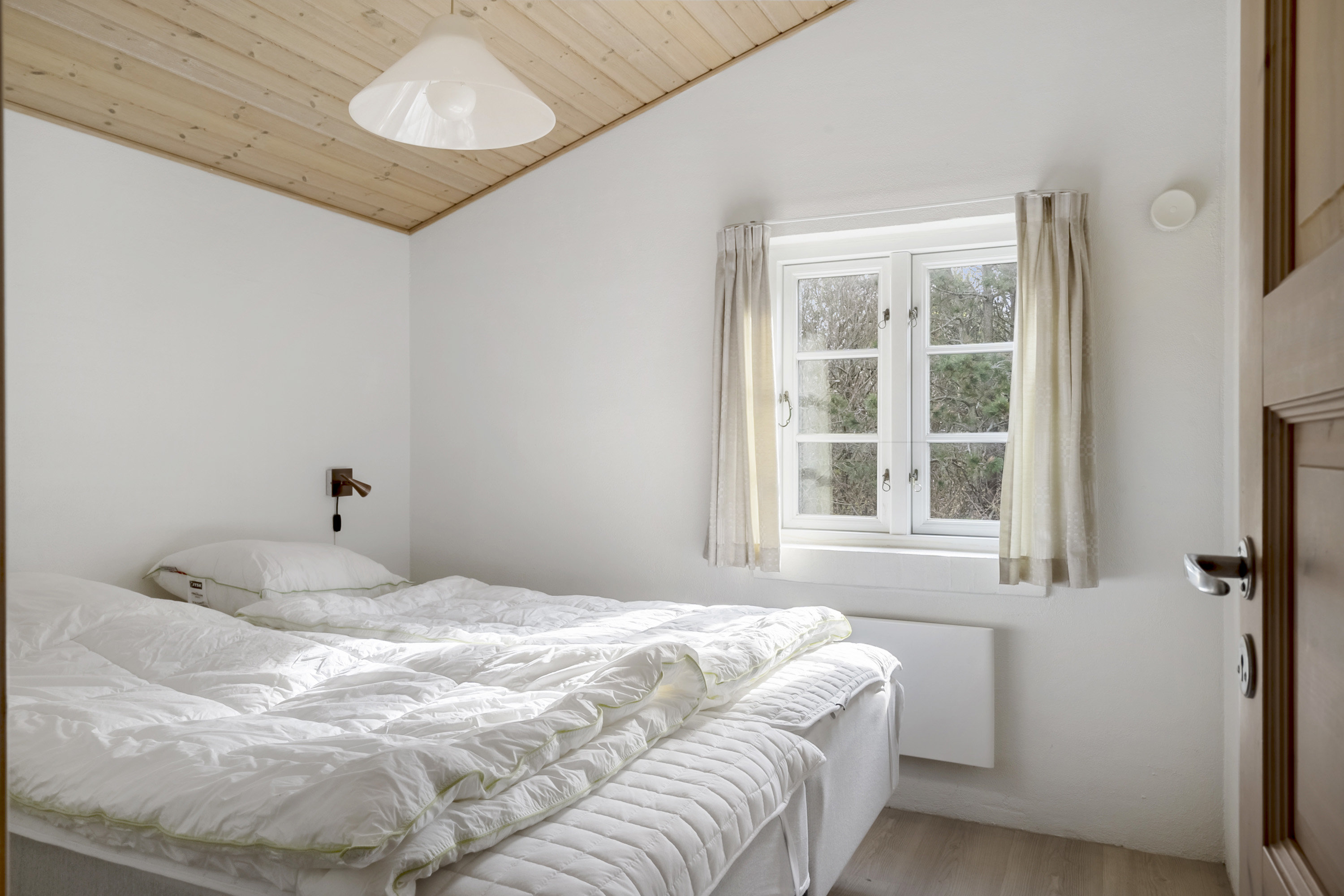 Fremhævet soveværelse billede i fuldskærmstilstand. Billede af Blåbærvej 6, Vedersø, 6990 Ulfborg