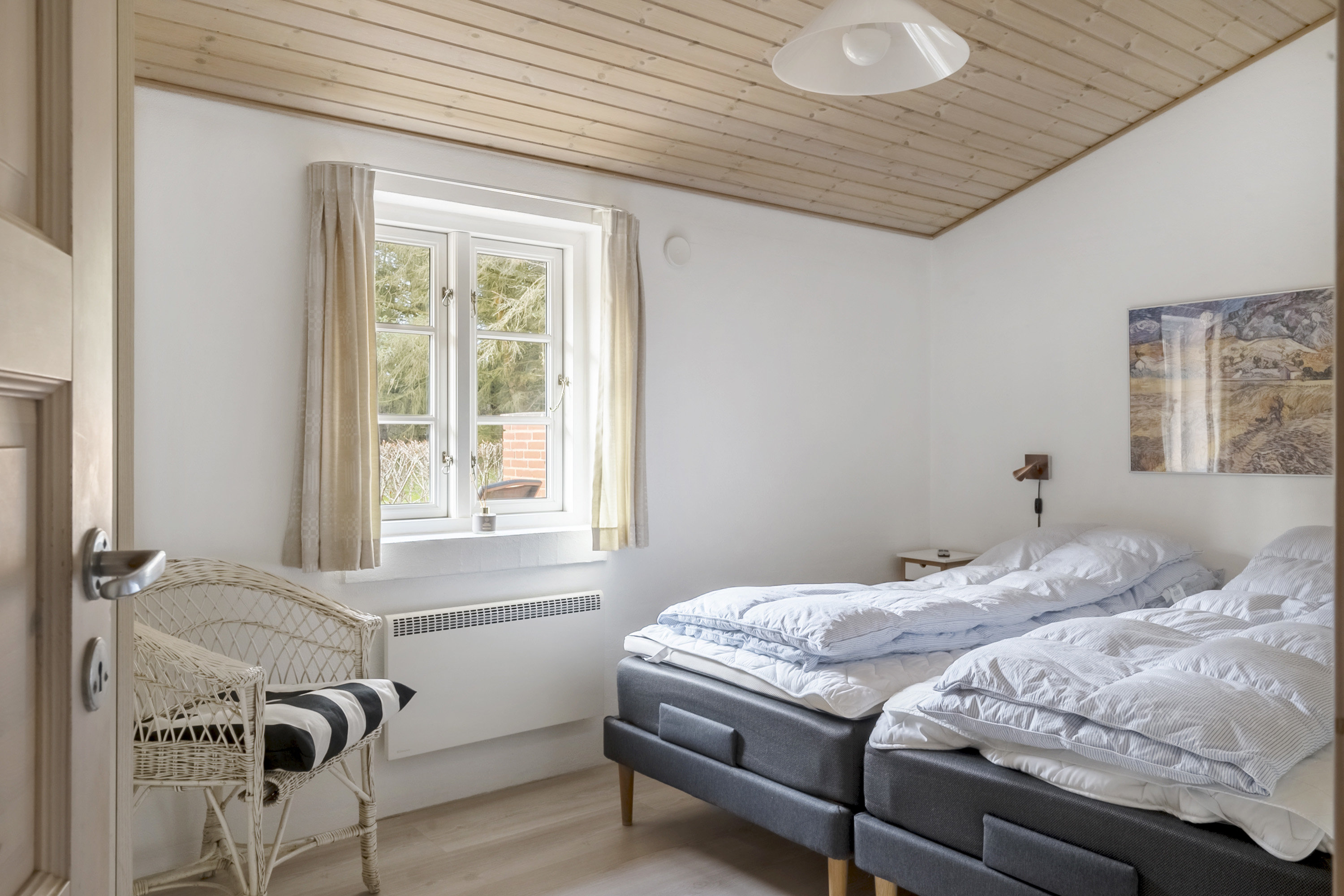 Fremhævet soveværelse billede i fuldskærmstilstand. Billede af Blåbærvej 6, Vedersø, 6990 Ulfborg