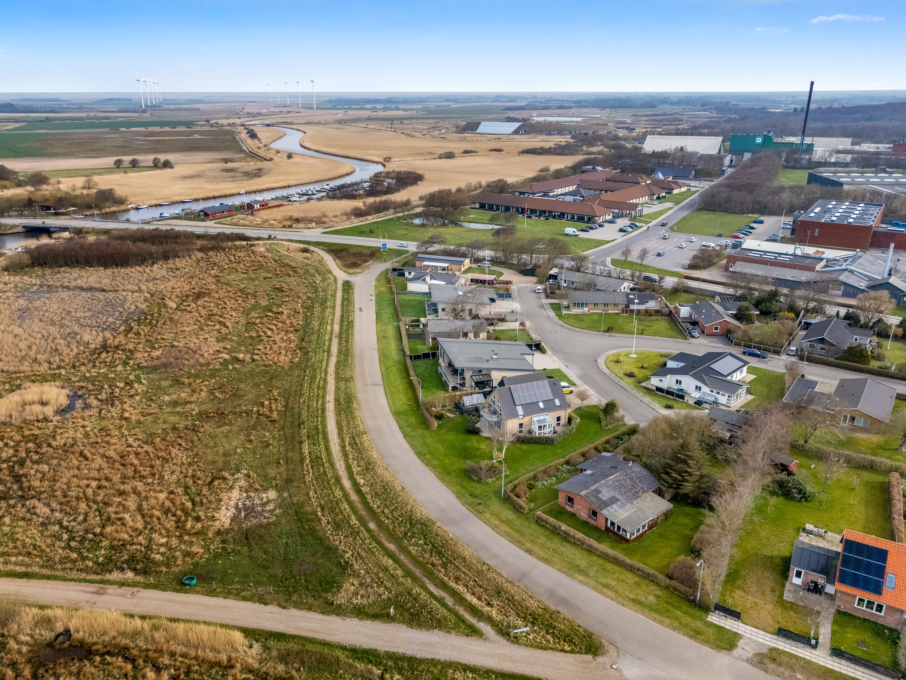 Fremhævet luftfoto billede i fuldskærmstilstand. Billede af Mågevej 13, 6950 Ringkøbing