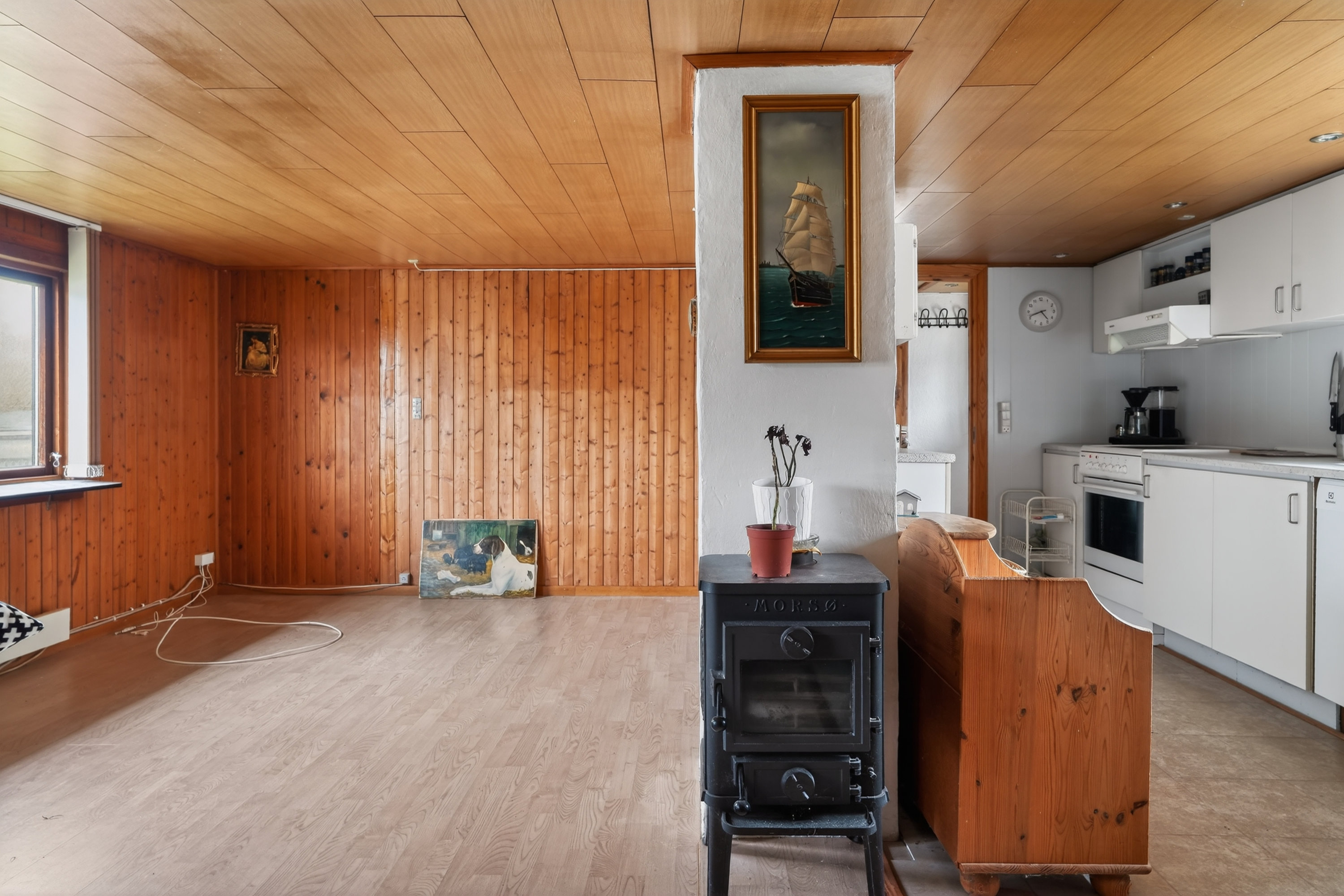 Fremhævet stue billede i fuldskærmstilstand. Billede af Oddenvej 360, Yderby Lyng, 4583 Sjællands Odde