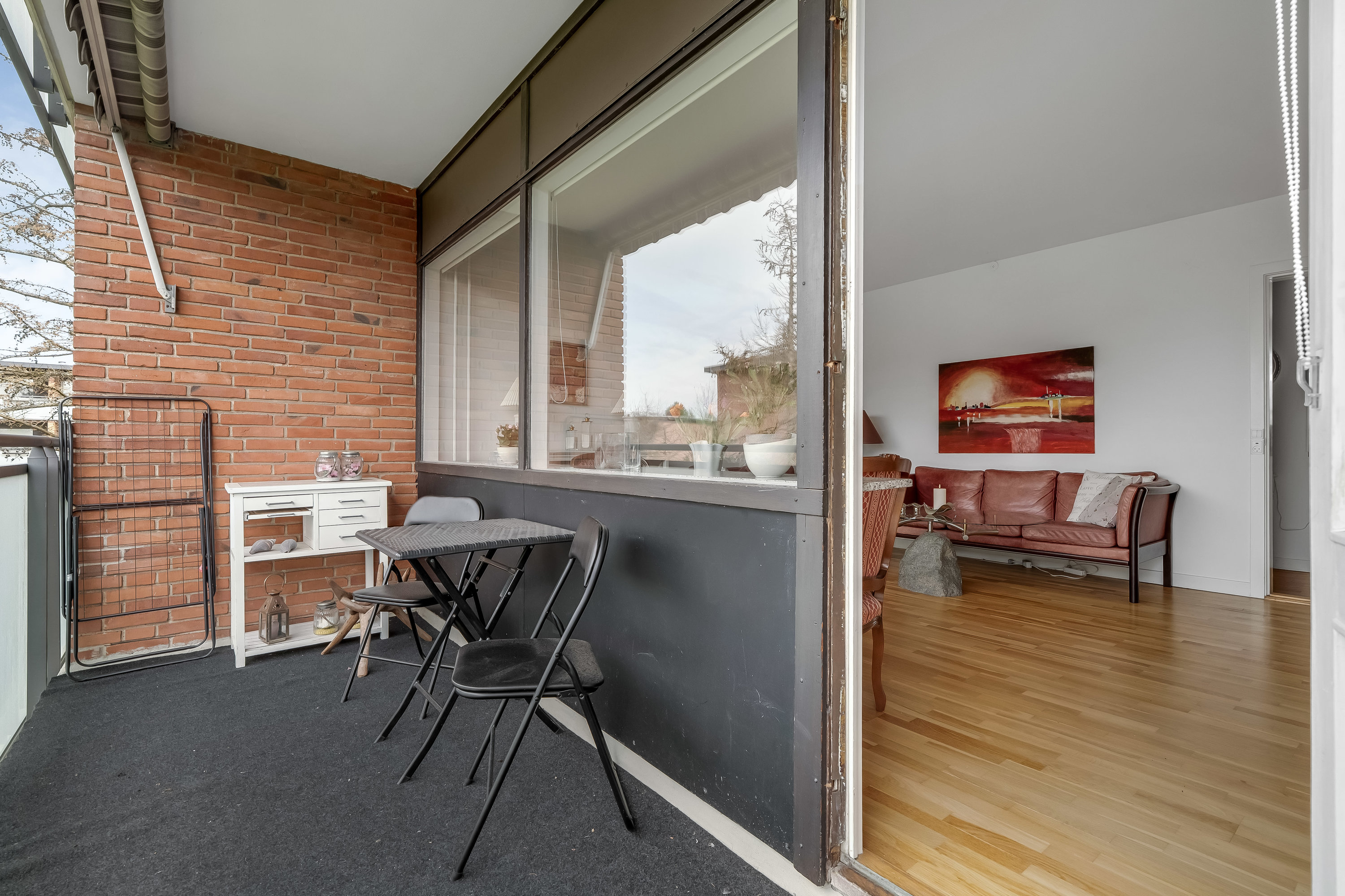 Fremhævet altan billede i fuldskærmstilstand. Billede af Fredskovhellet 33, 1. tv., 3400 Hillerød