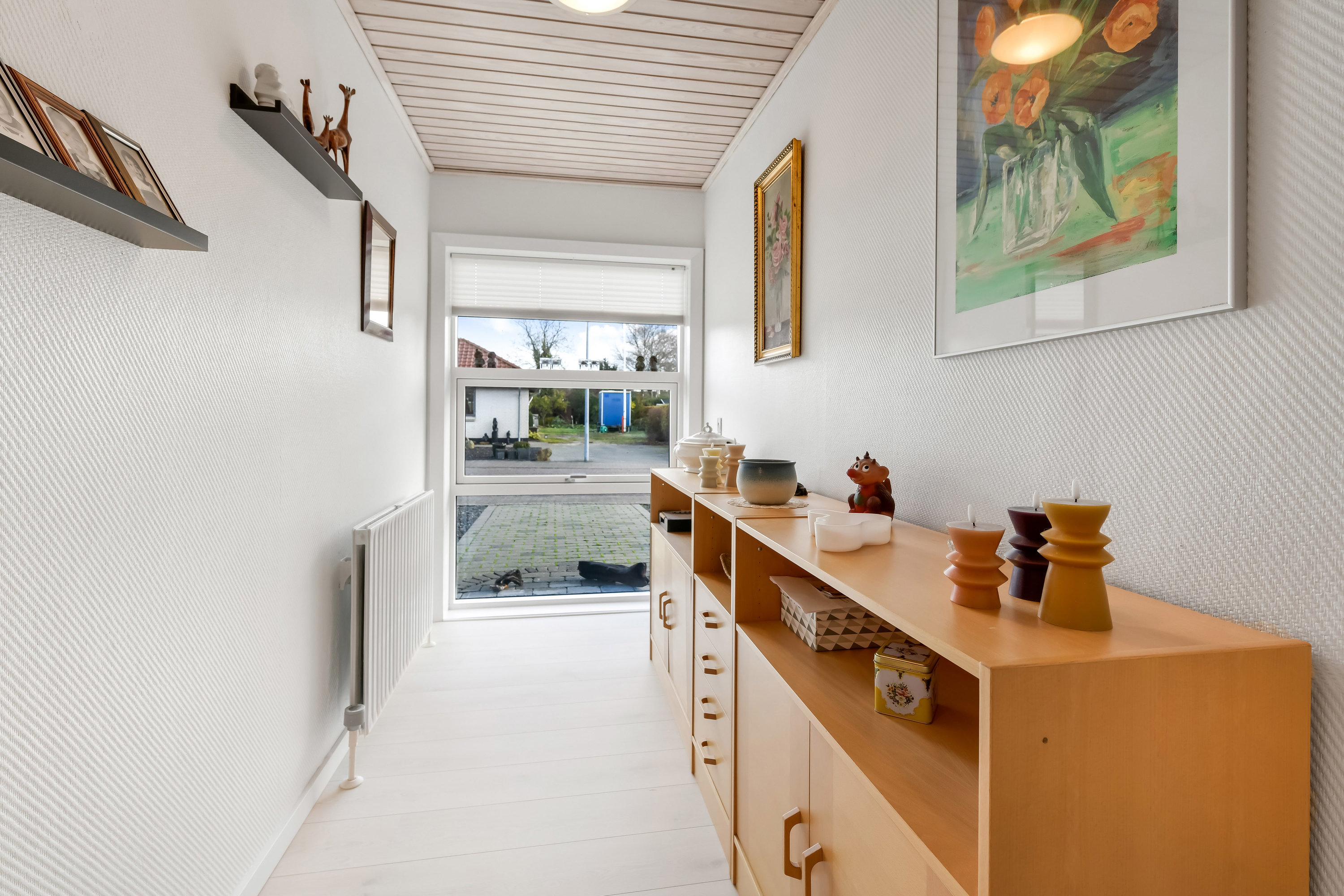 Fremhævet entré billede i fuldskærmstilstand. Billede af Lærkevej 1, 6840 Oksbøl