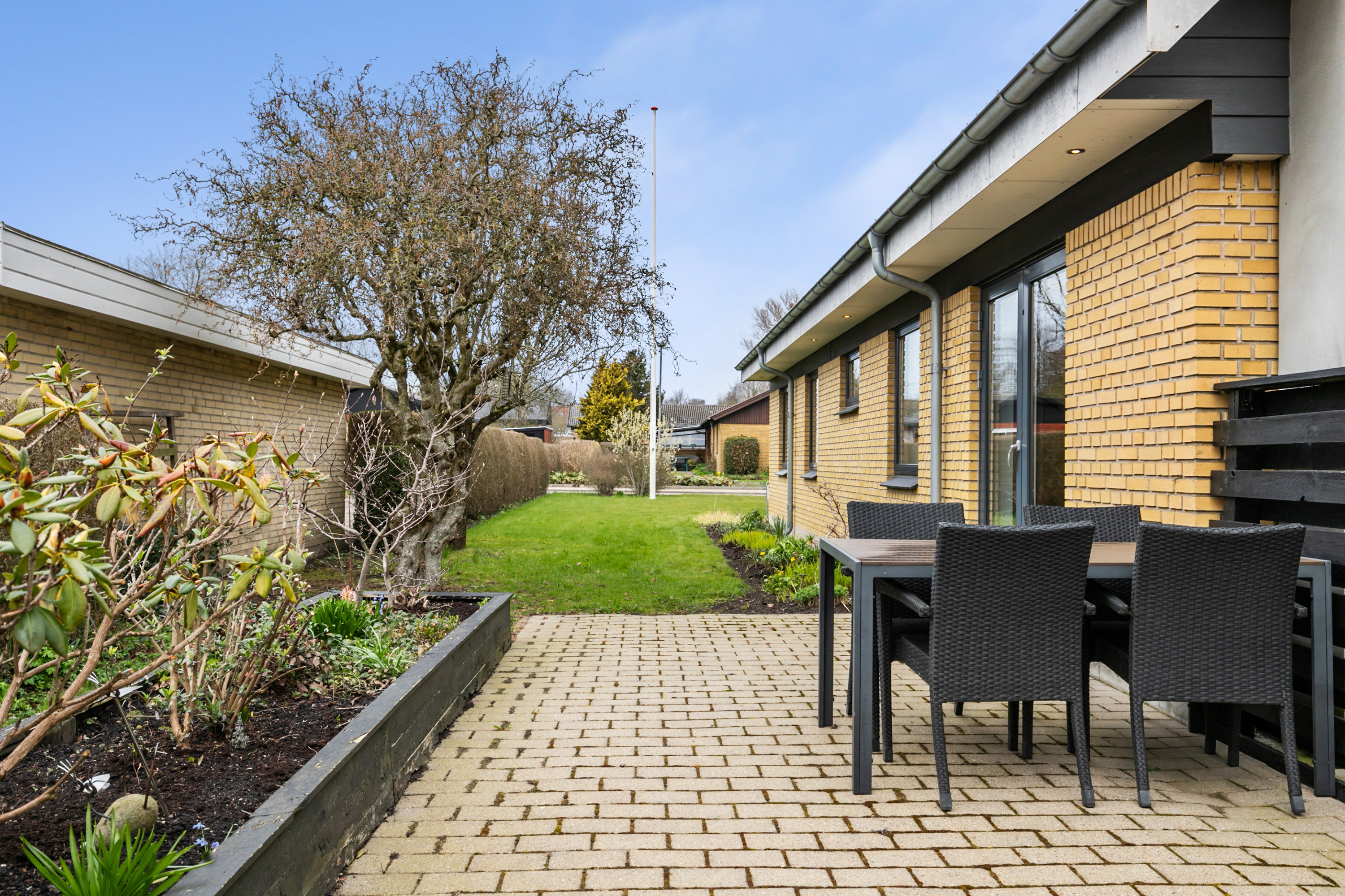 Fremhævet terrasse billede i fuldskærmstilstand. Billede af Syrenvej 7, 9460 Brovst