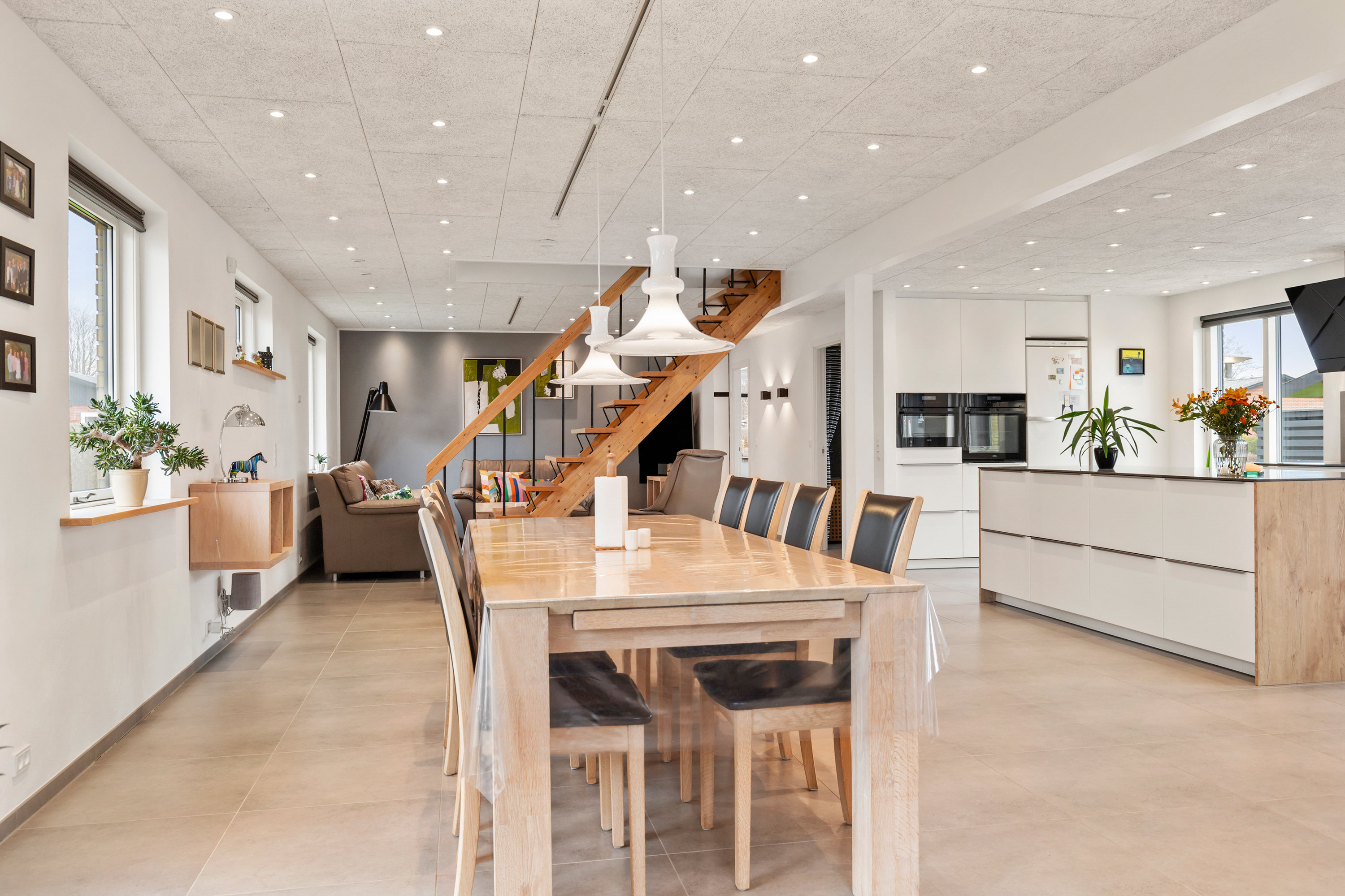 Fremhævet køkken alrum billede i fuldskærmstilstand. Billede af Syrenvej 7, 9460 Brovst