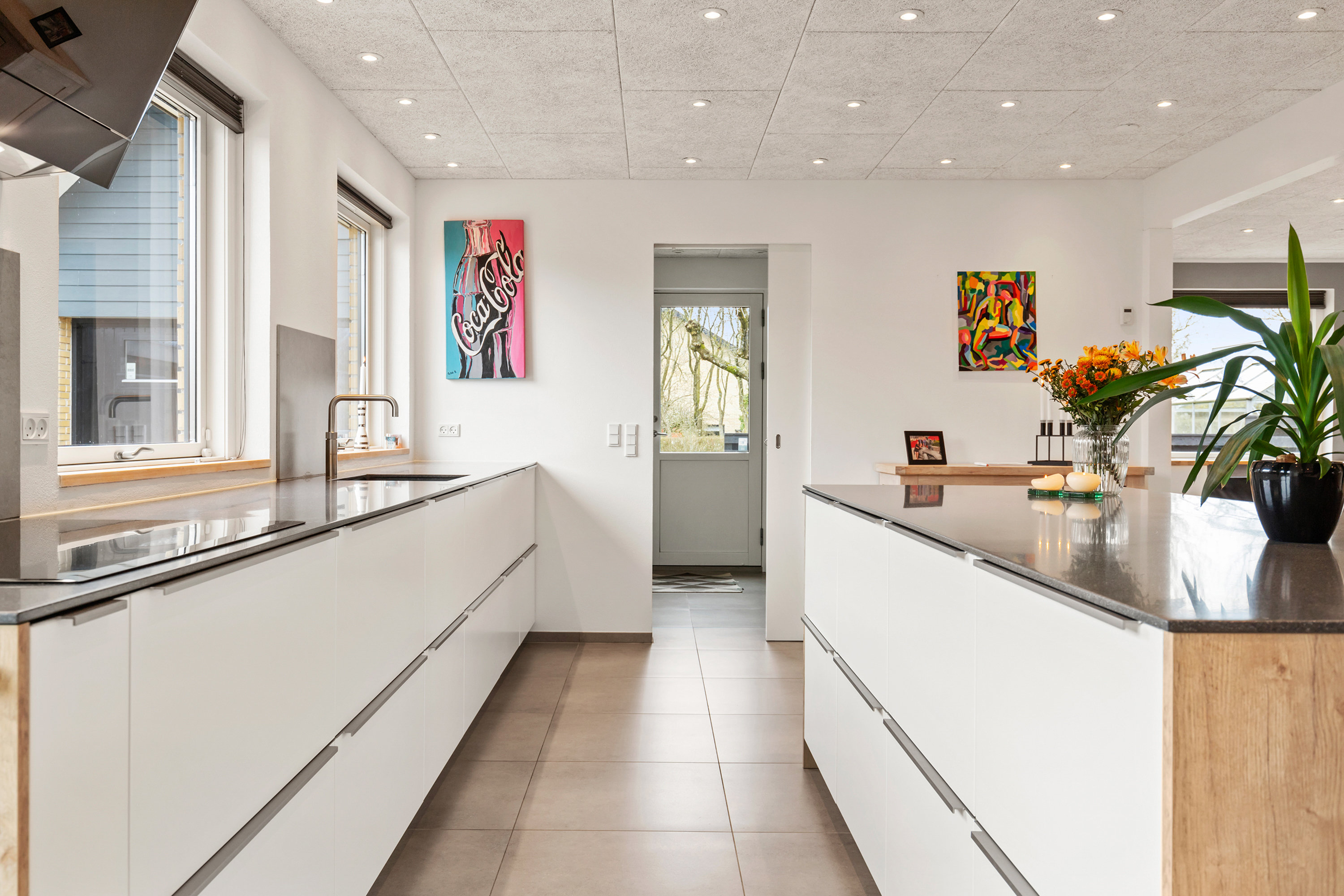 Fremhævet køkken billede i fuldskærmstilstand. Billede af Syrenvej 7, 9460 Brovst