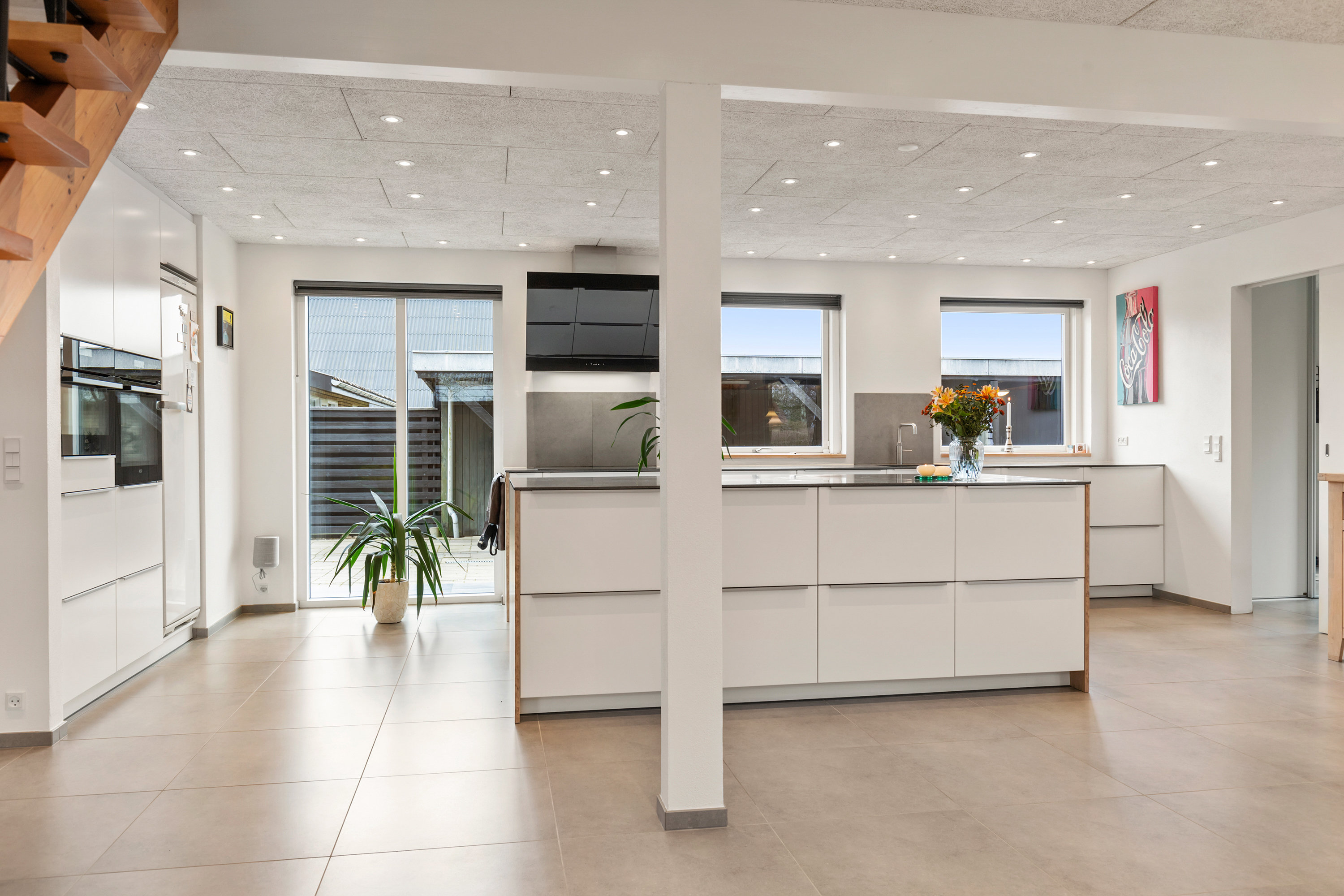 Fremhævet køkken billede i fuldskærmstilstand. Billede af Syrenvej 7, 9460 Brovst