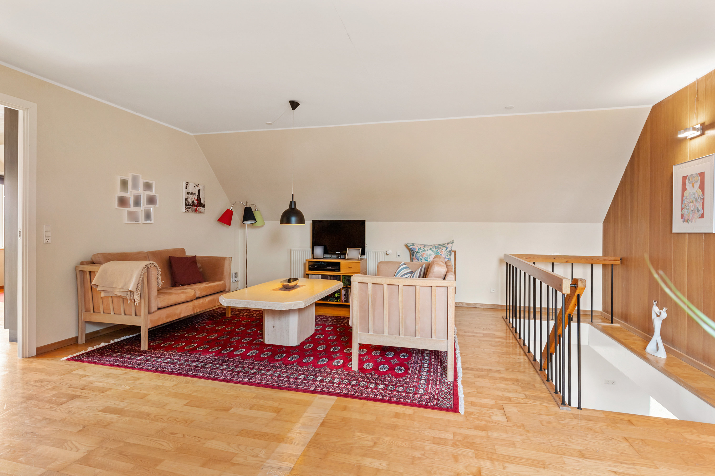 Fremhævet stue billede i fuldskærmstilstand. Billede af Syrenvej 7, 9460 Brovst