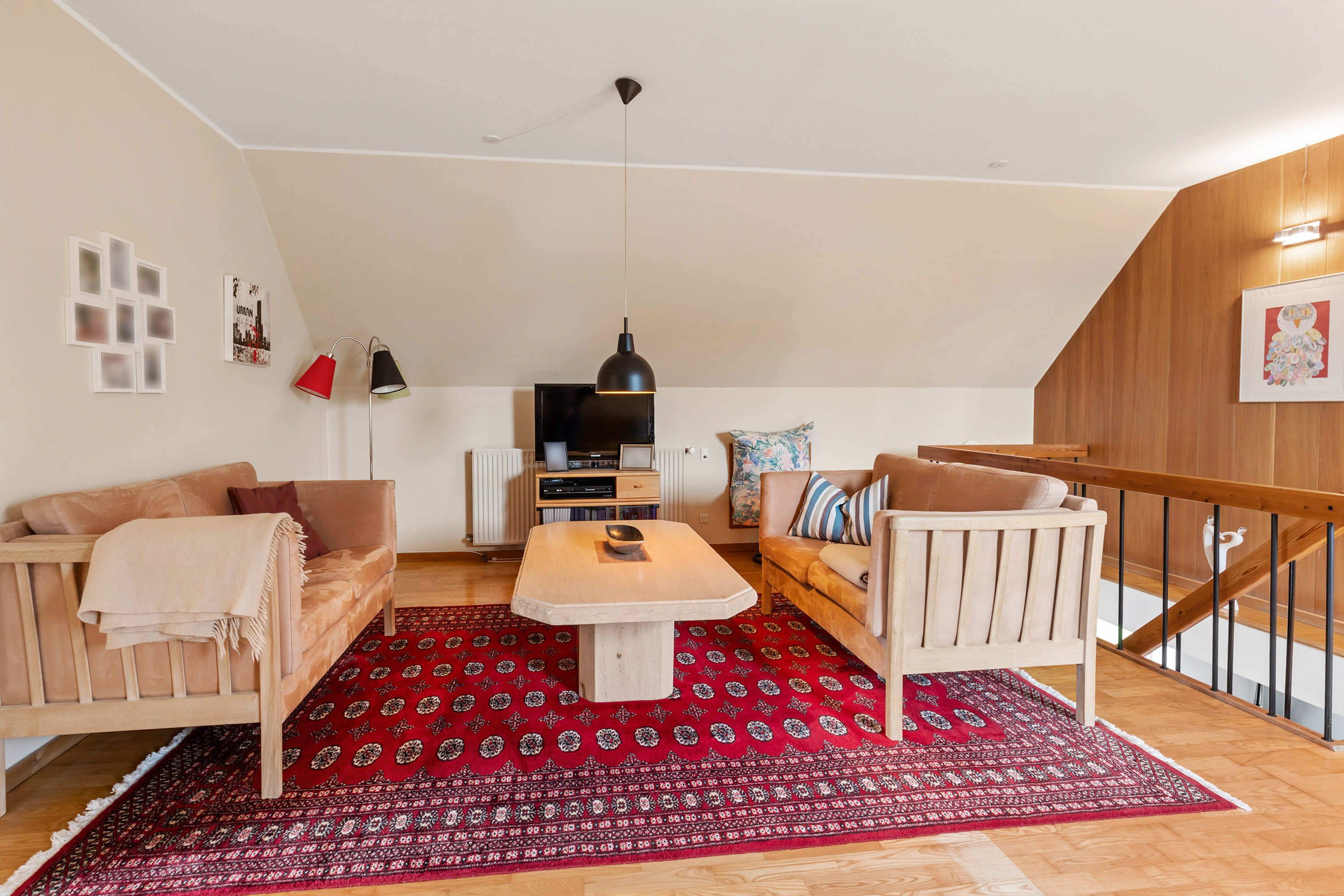 Fremhævet stue billede i fuldskærmstilstand. Billede af Syrenvej 7, 9460 Brovst