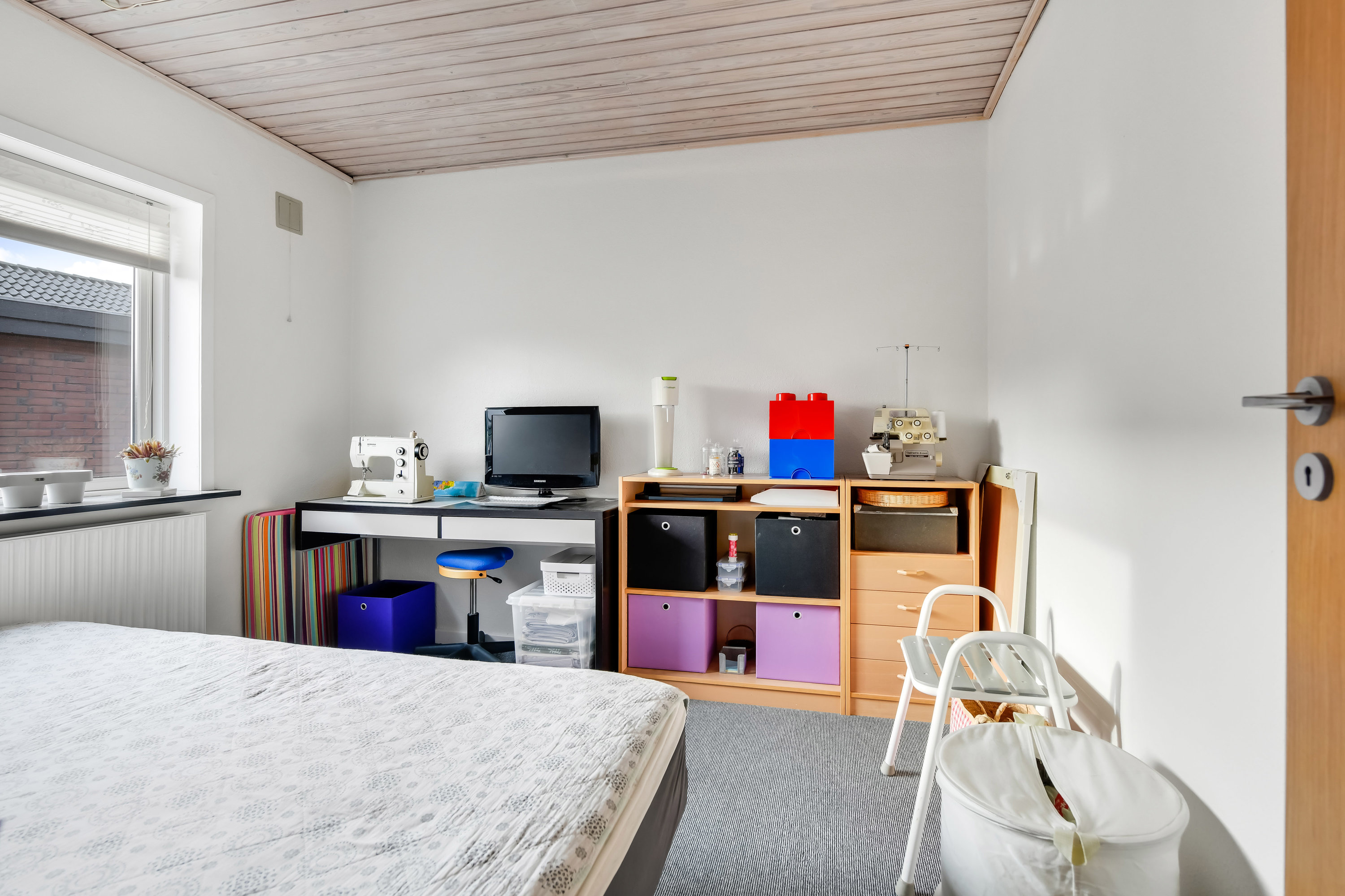 Fremhævet værelse billede i fuldskærmstilstand. Billede af Lærkevej 1, 6840 Oksbøl